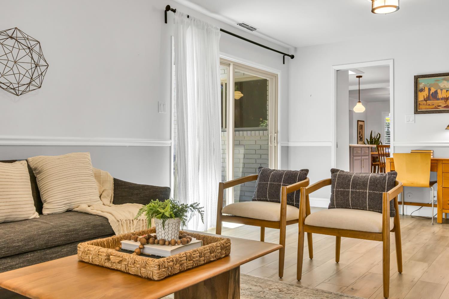 8169 Woodleaf Drive