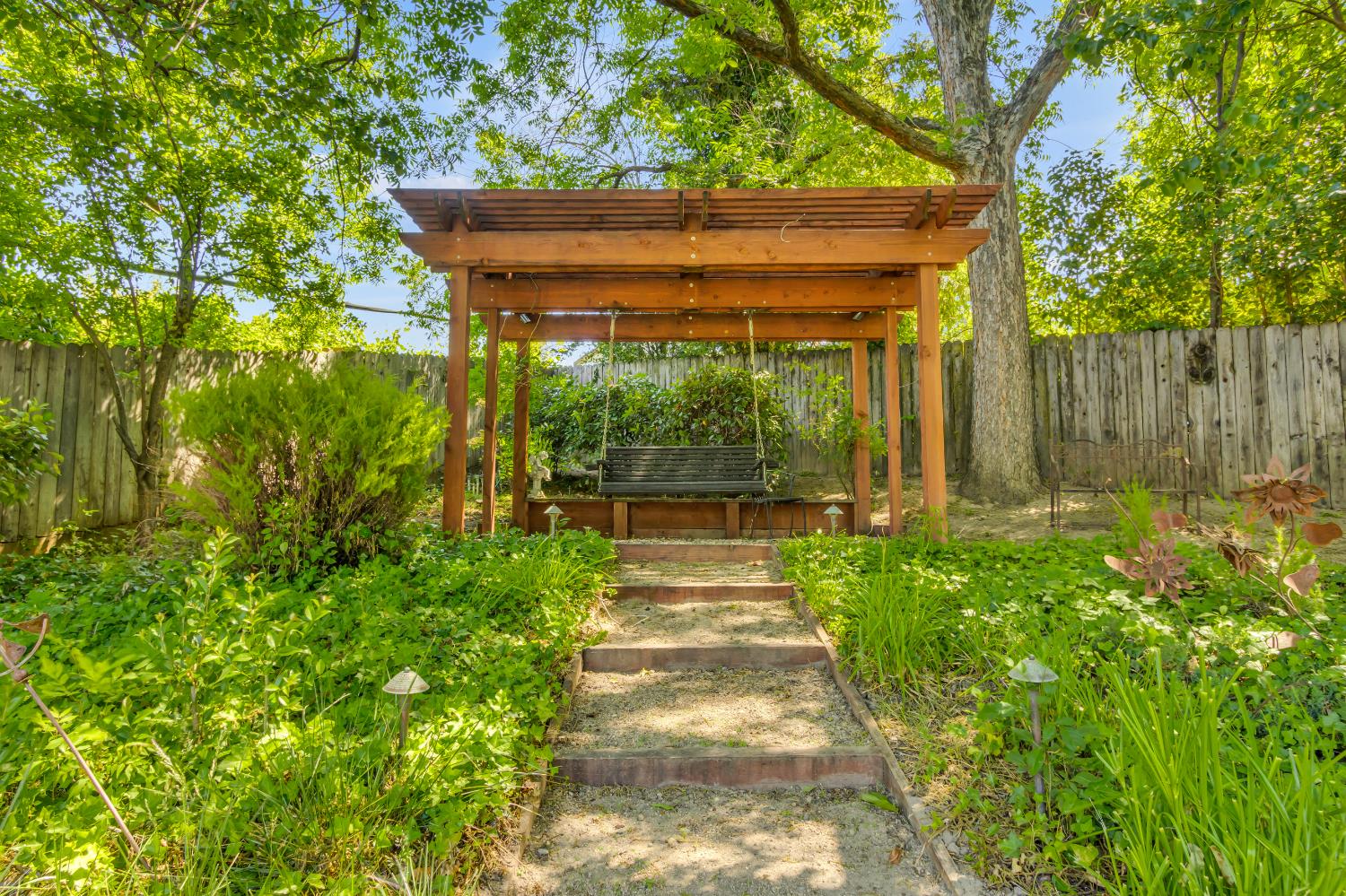 8169 Woodleaf Drive