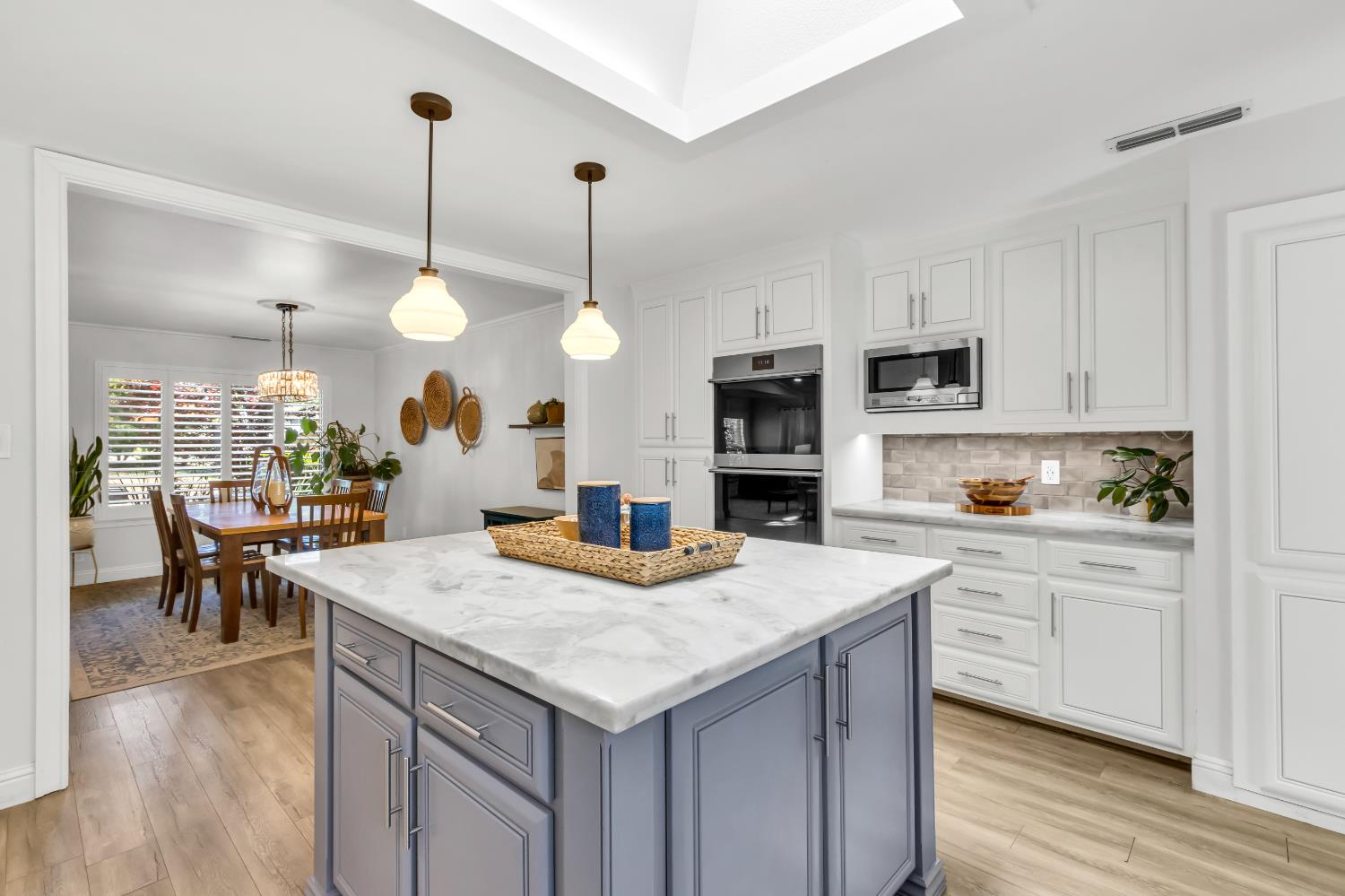 8169 Woodleaf Drive