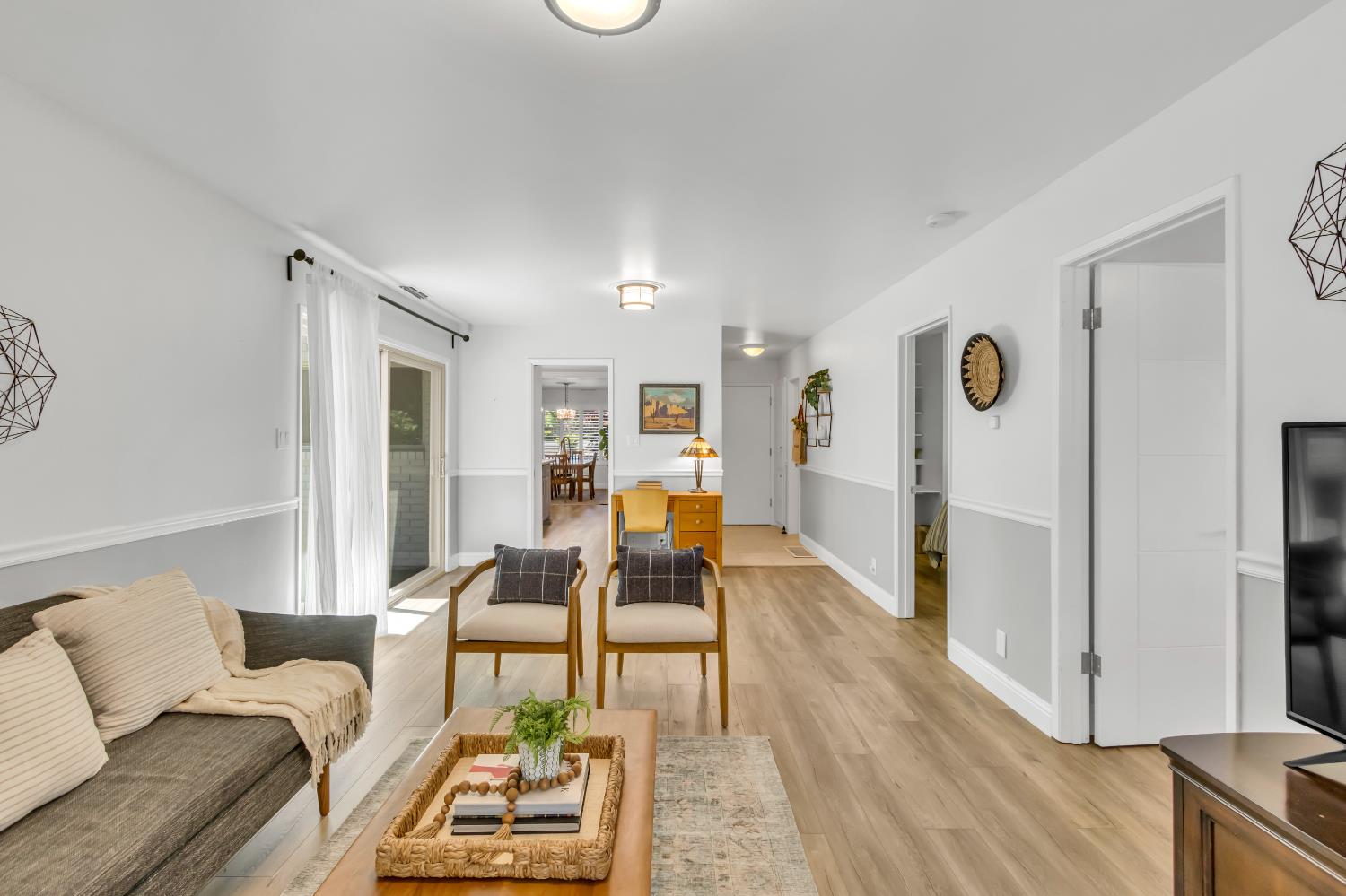 8169 Woodleaf Drive