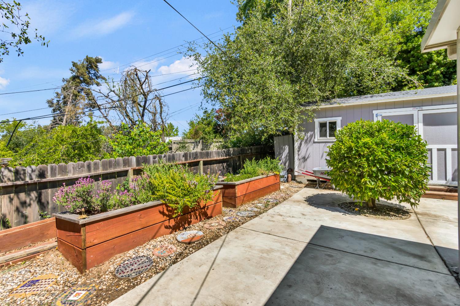 8169 Woodleaf Drive