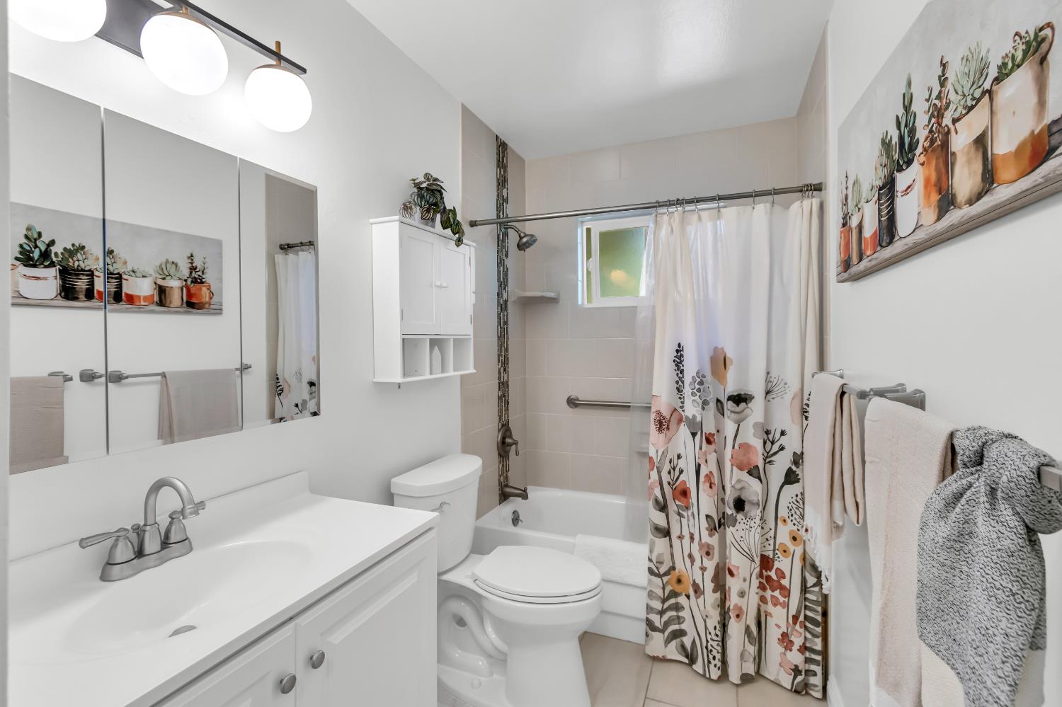8169 Woodleaf Drive
