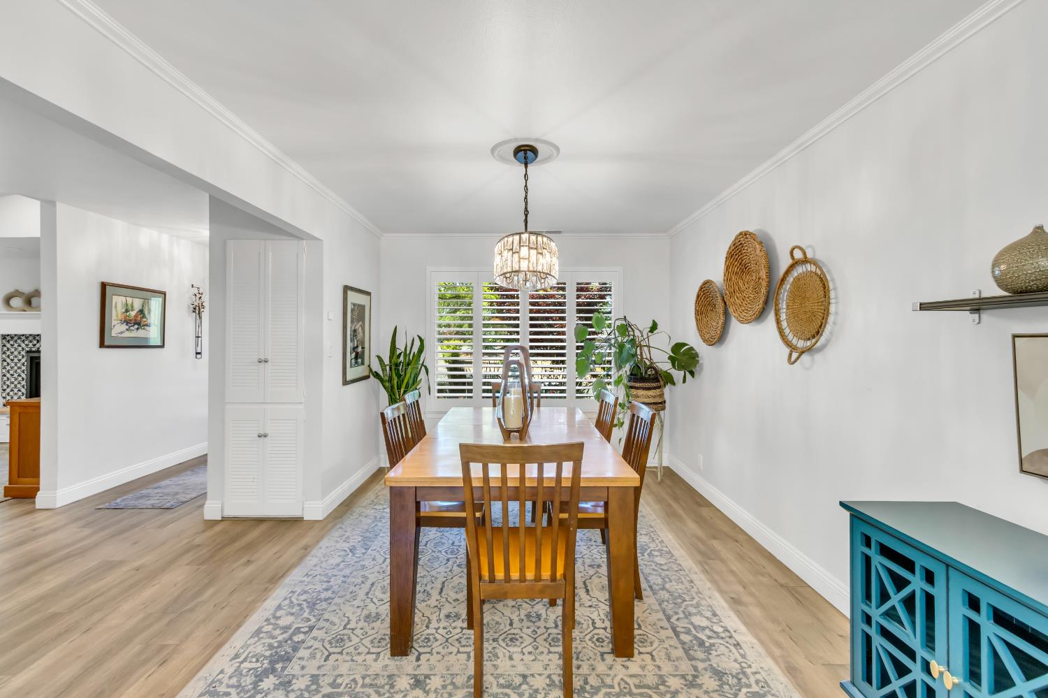 8169 Woodleaf Drive