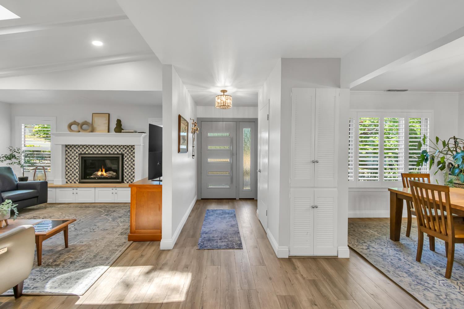 8169 Woodleaf Drive