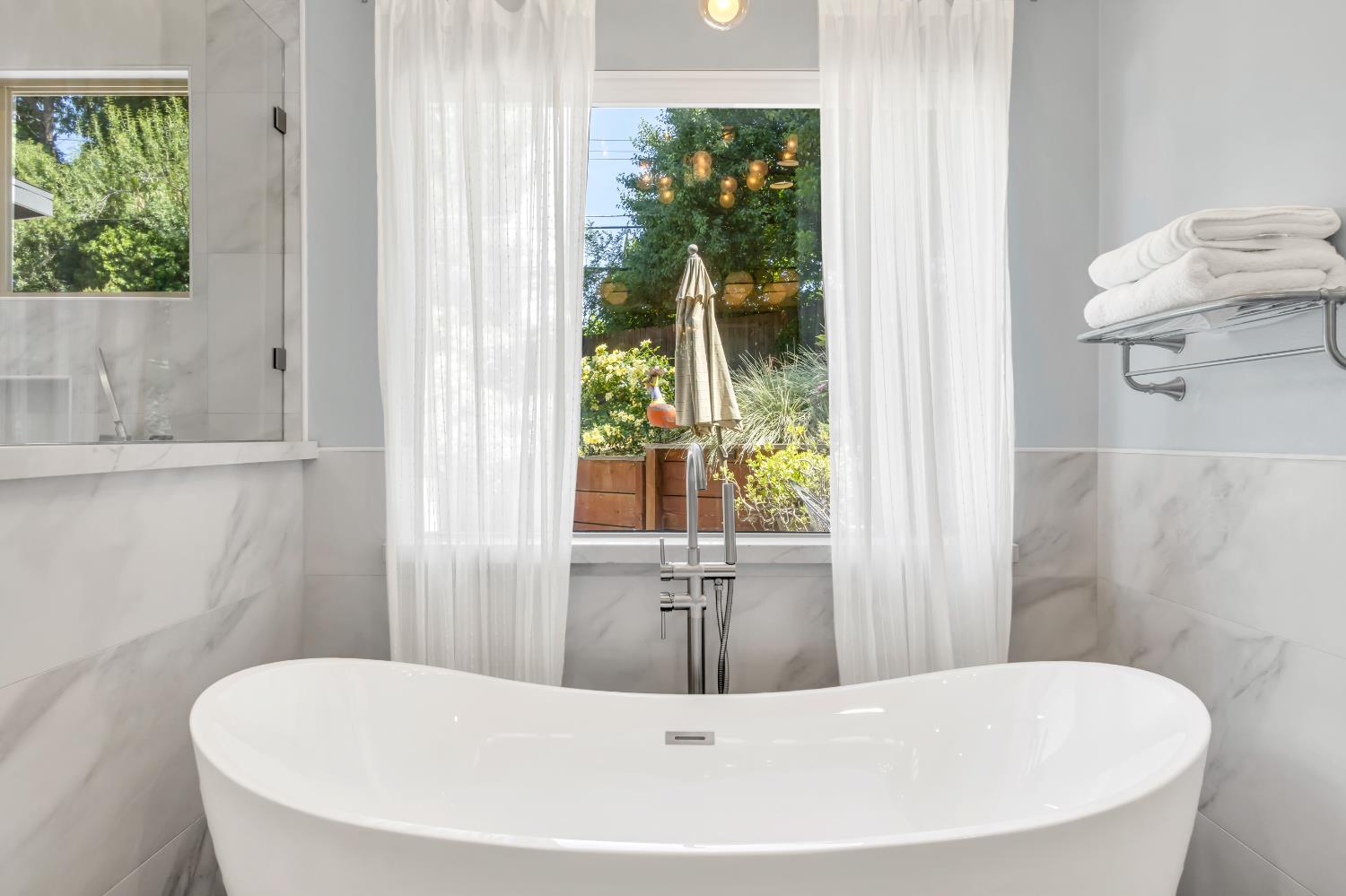 8169 Woodleaf Drive