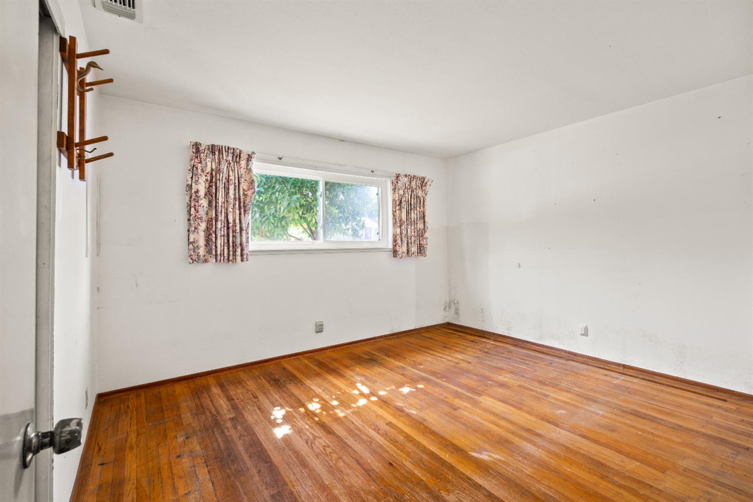 7041 Bobby Street