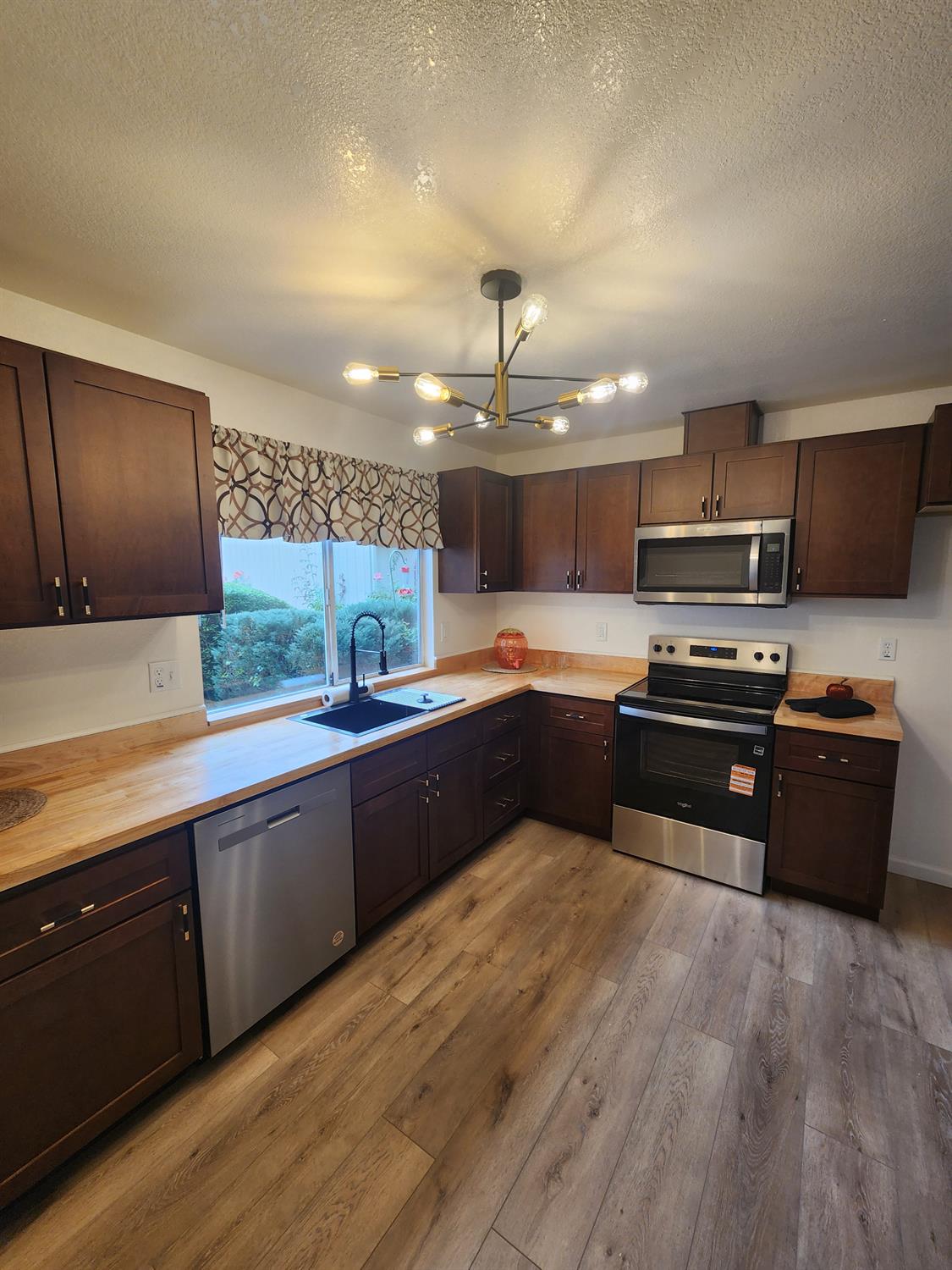 3342 Village Court