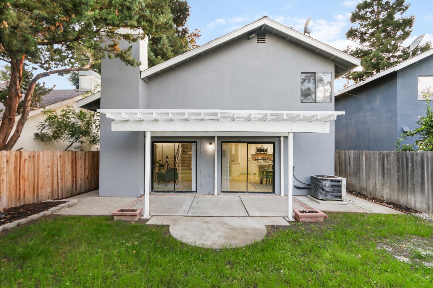 3532 Del Sol Way