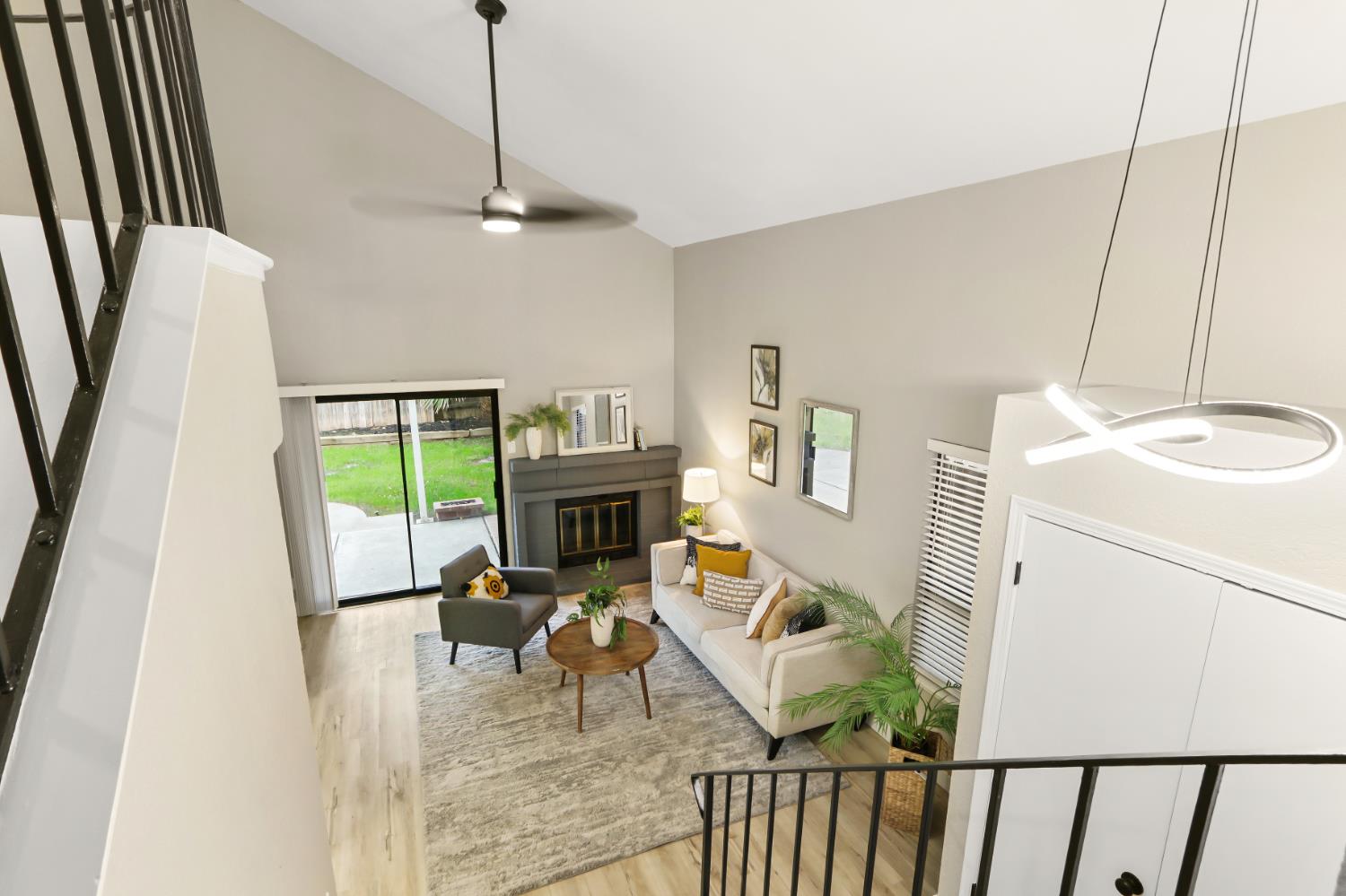 3532 Del Sol Way