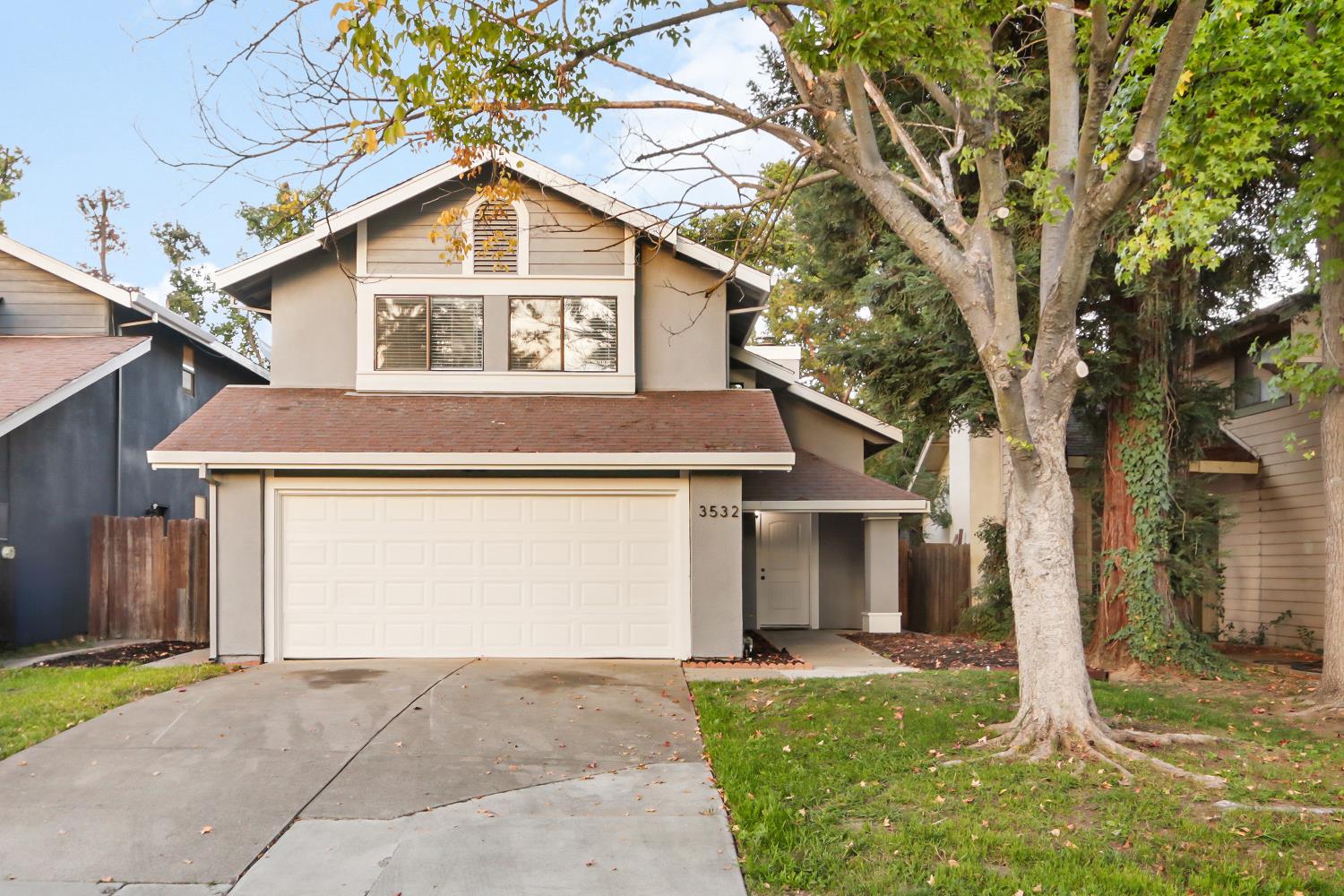 3532 Del Sol Way