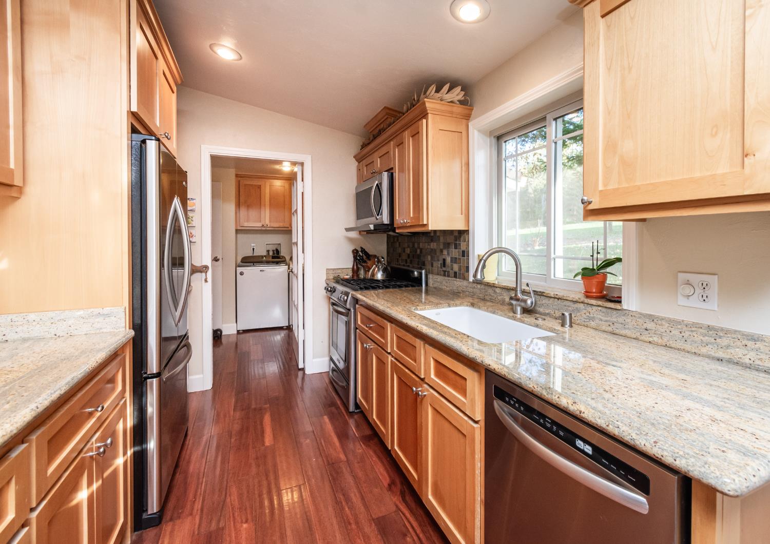 4221 Flapjack Court