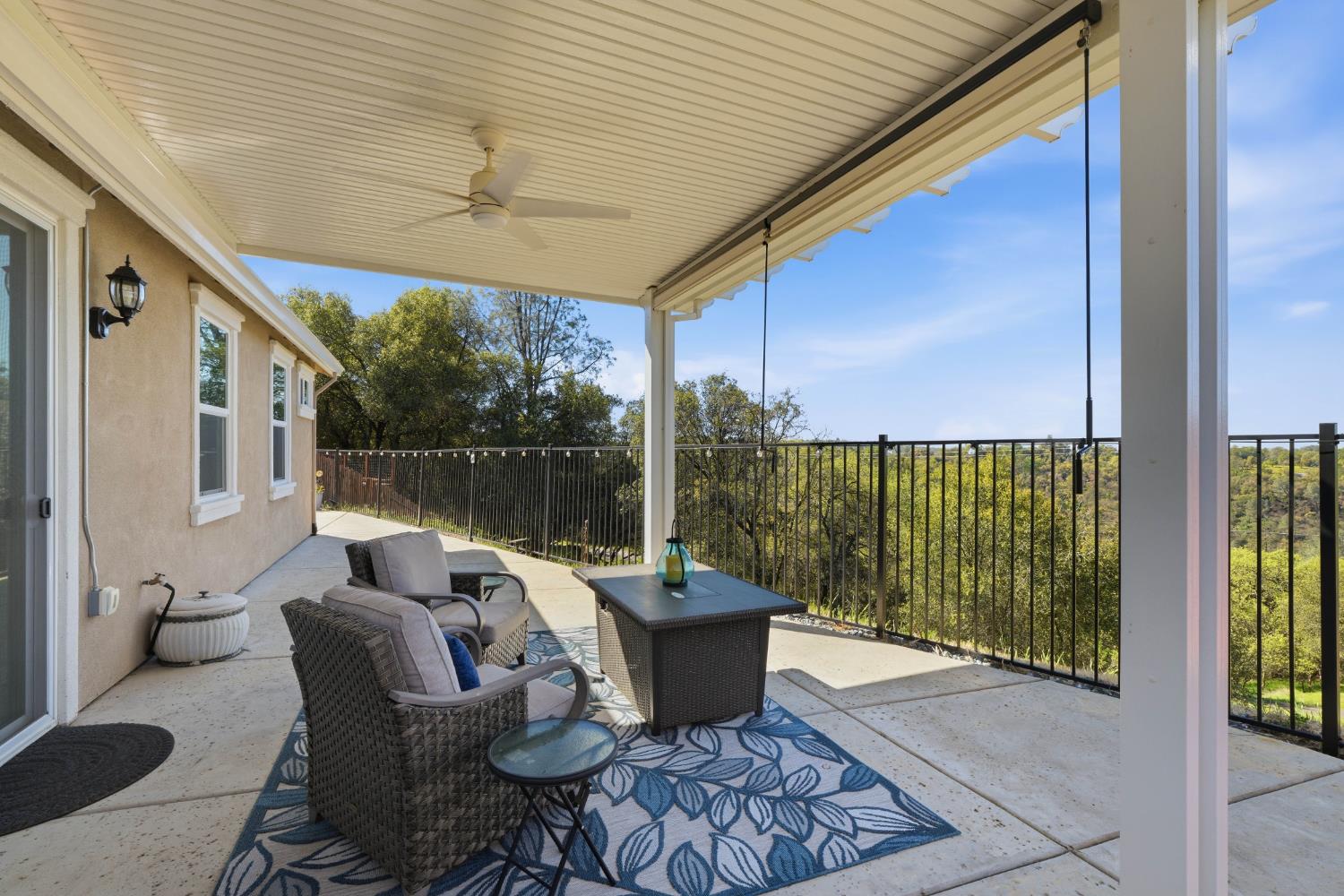 2822 Winesap Circle