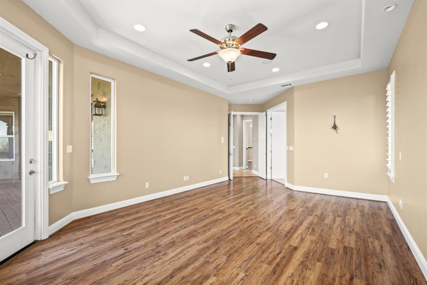 6439 Caddie Court