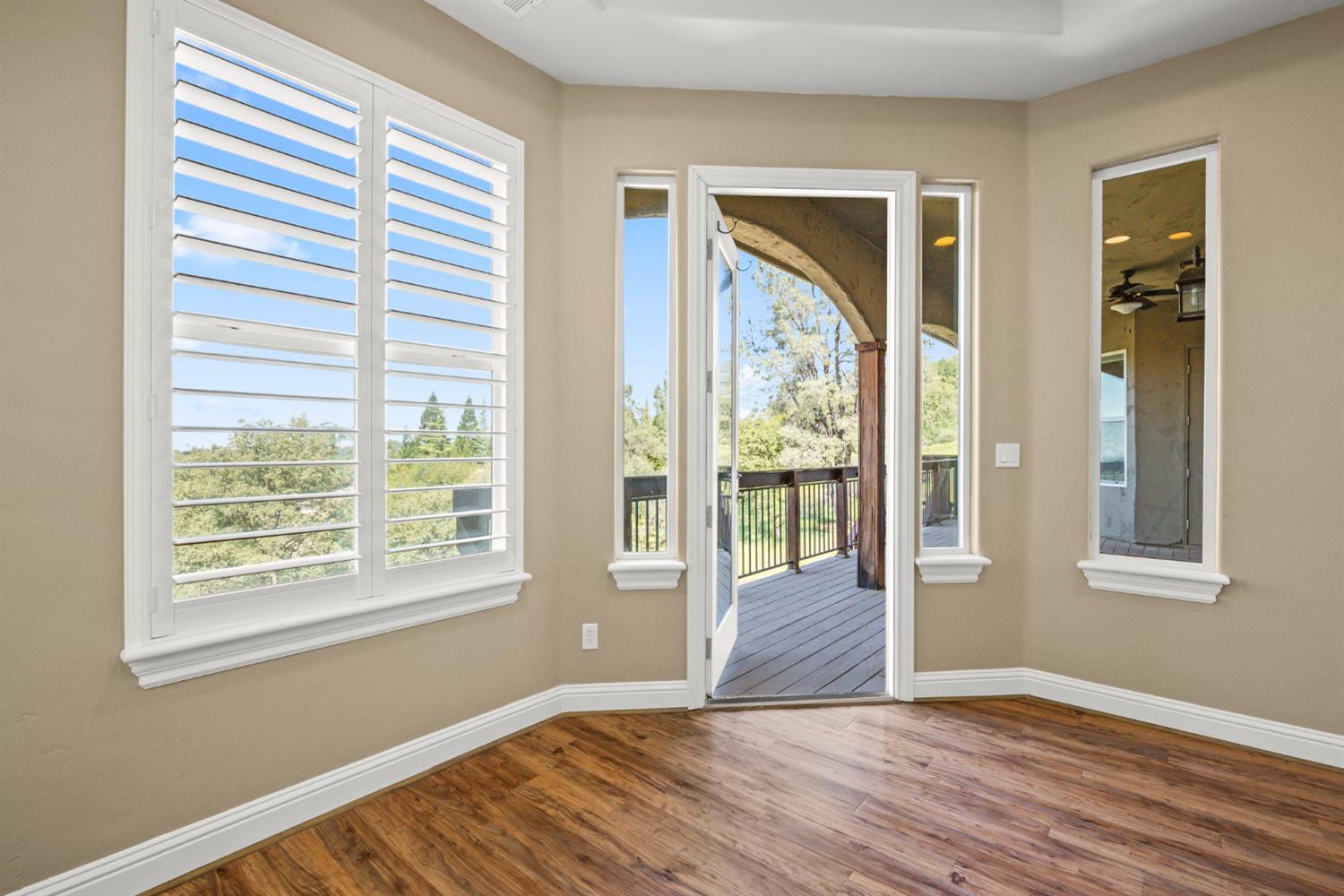 6439 Caddie Court
