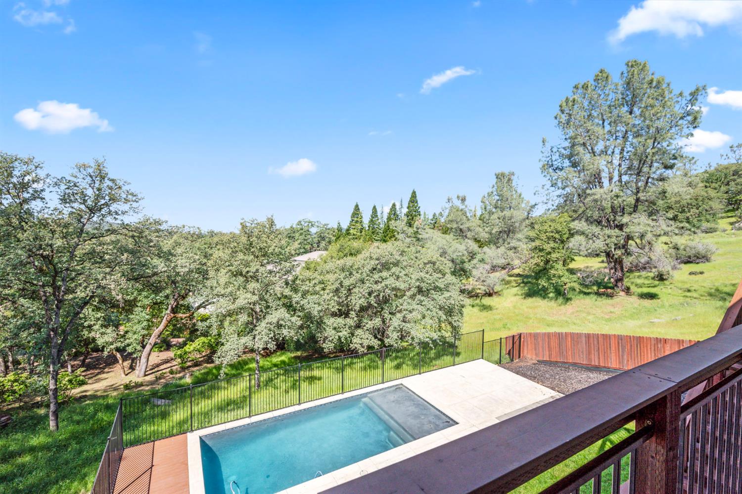 6439 Caddie Court