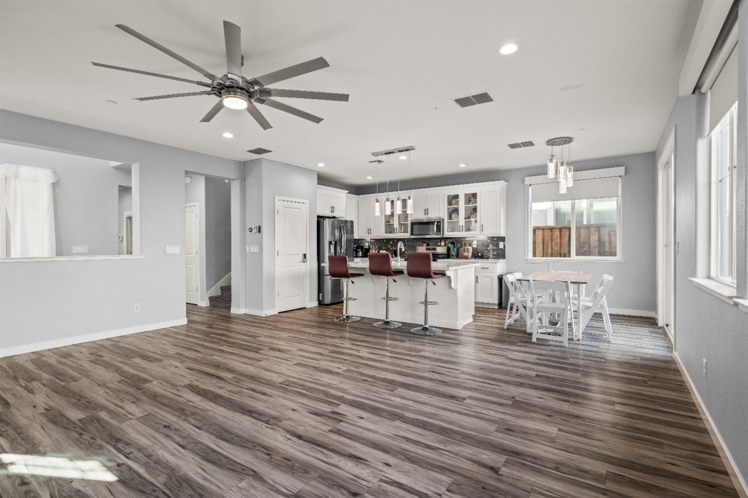 2327 Aerostar Way