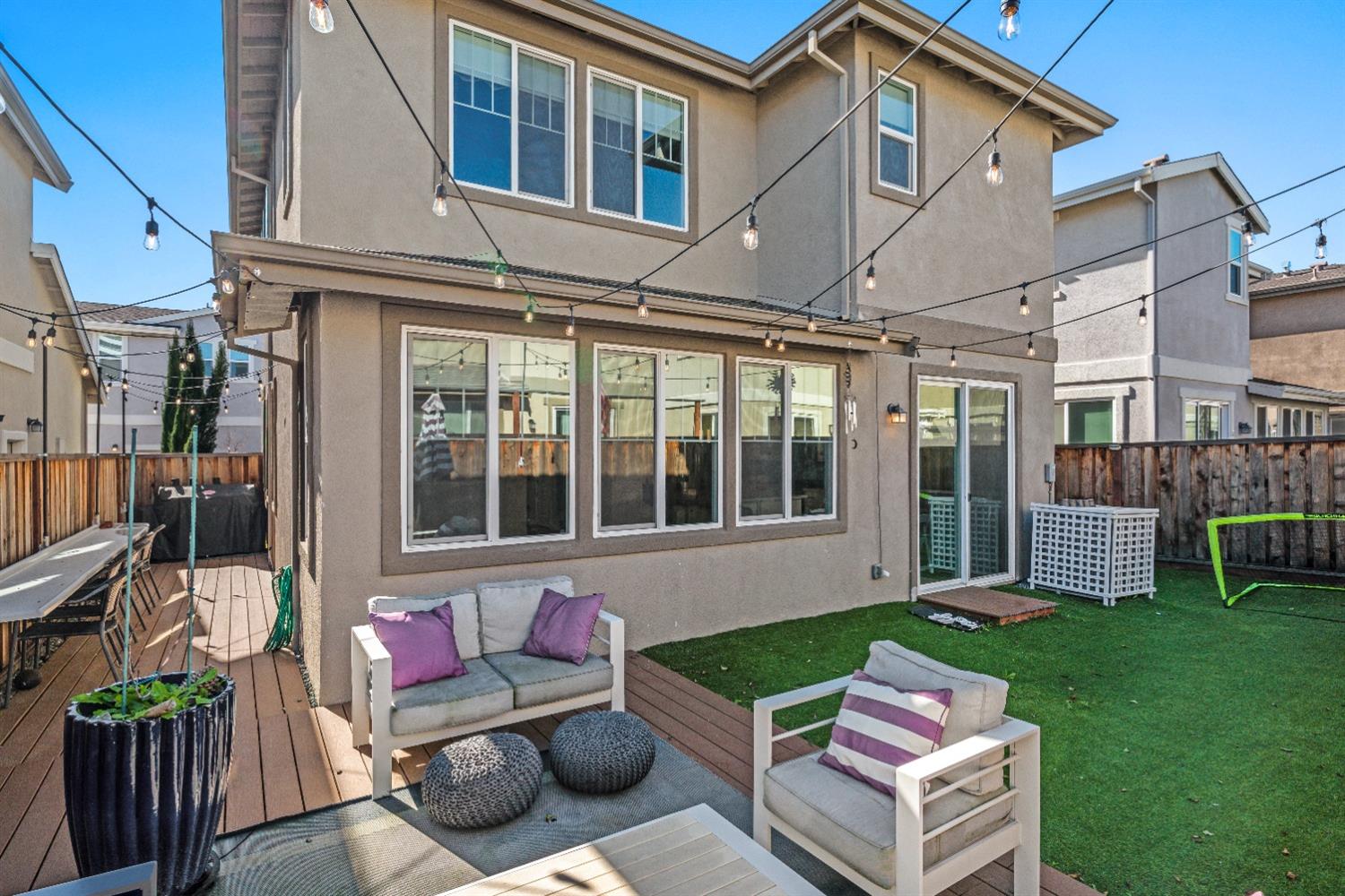 2327 Aerostar Way