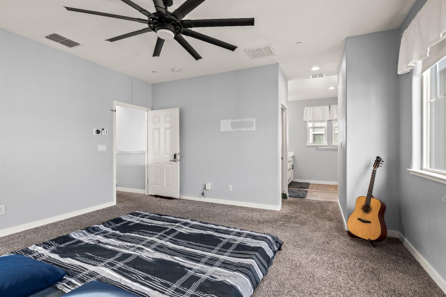 2327 Aerostar Way