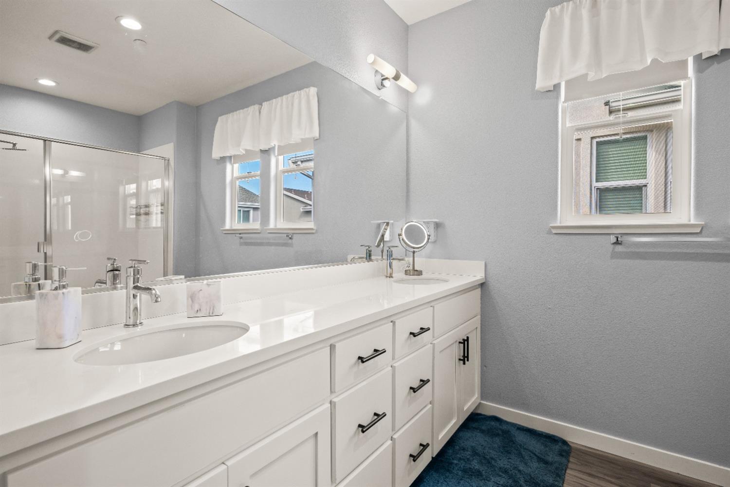 2327 Aerostar Way