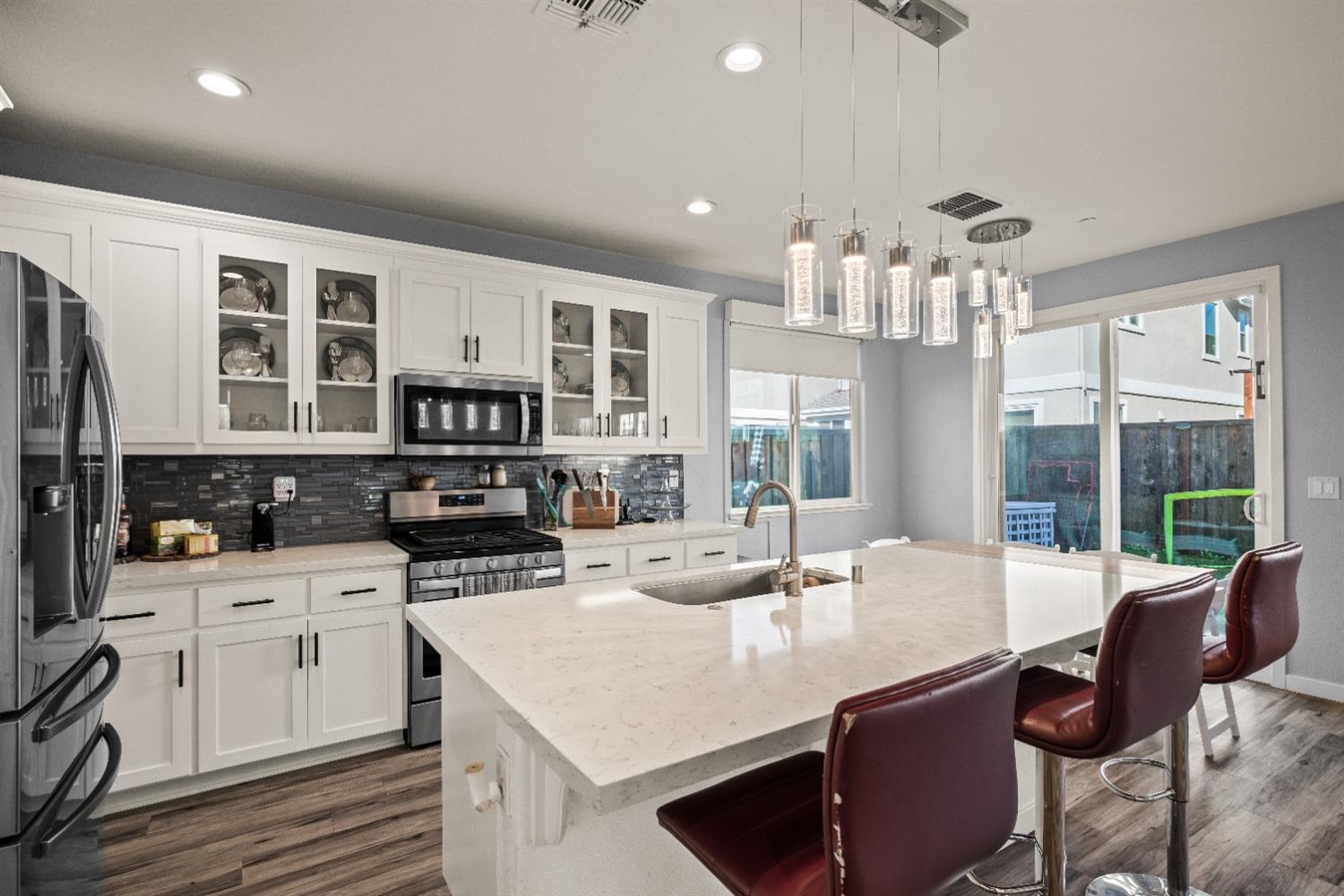 2327 Aerostar Way