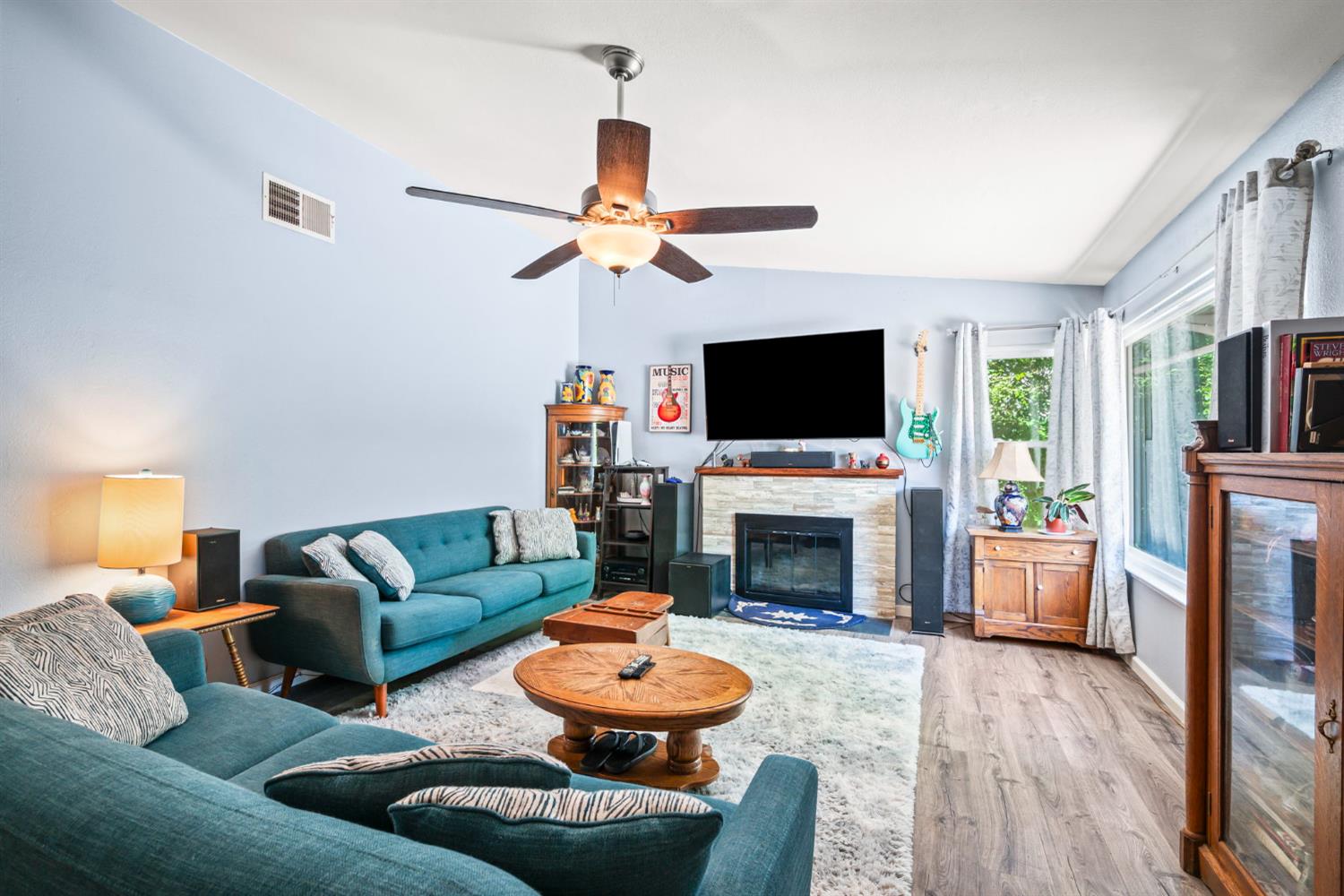 7129 Dawn View Court