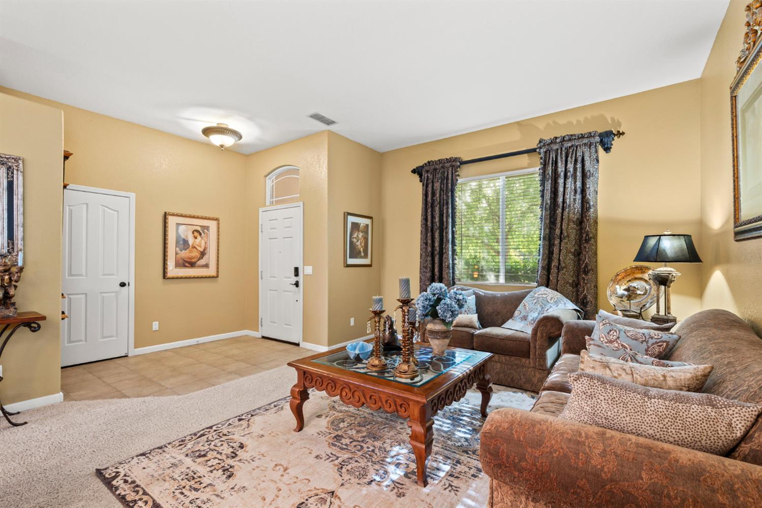 1792 Grouse Run Circle