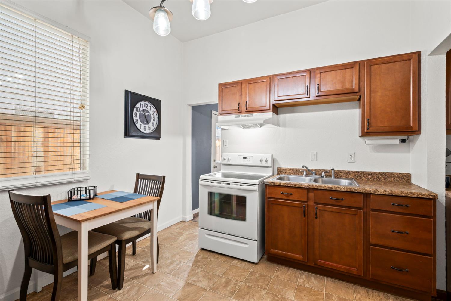 1792 Grouse Run Circle