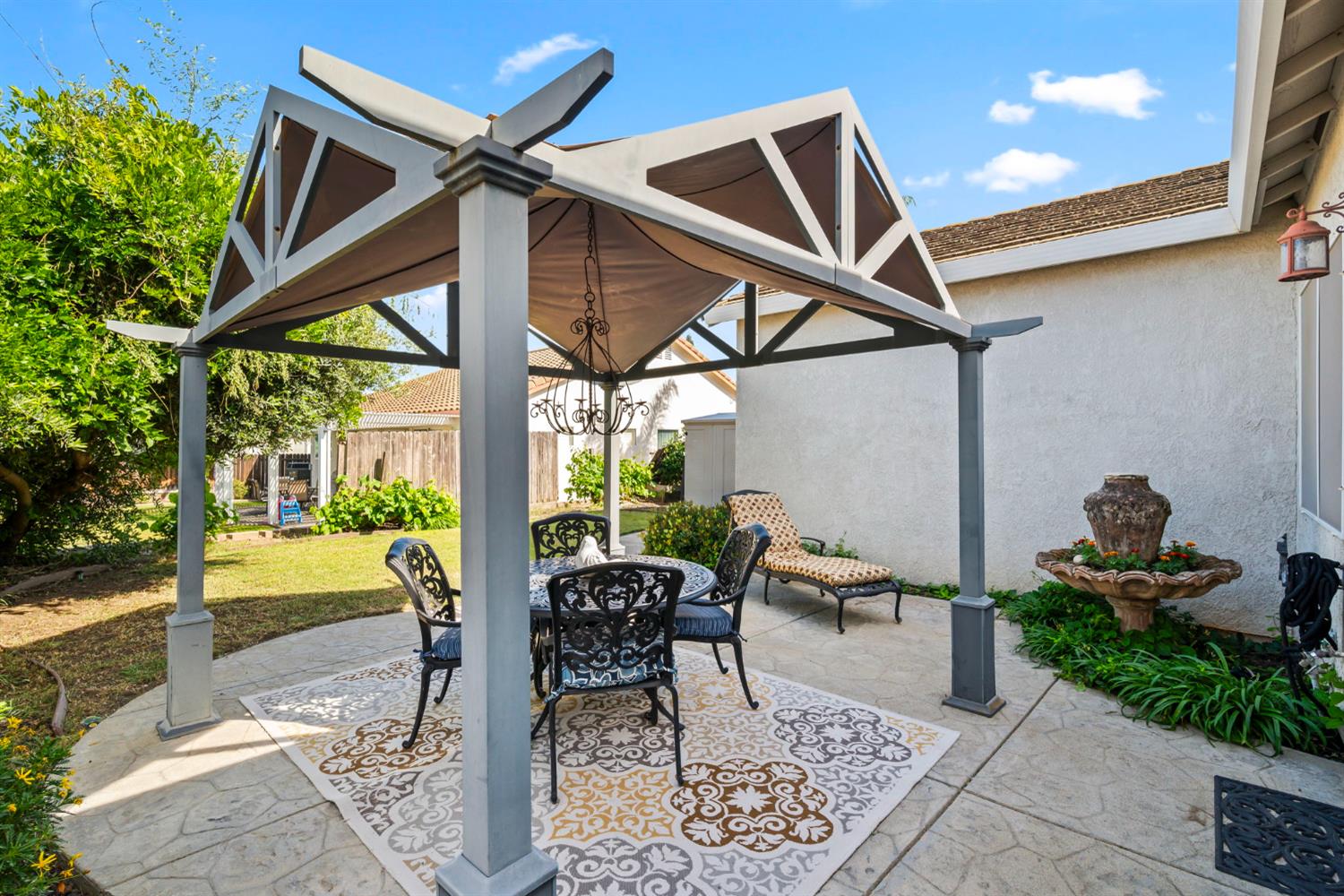 1792 Grouse Run Circle