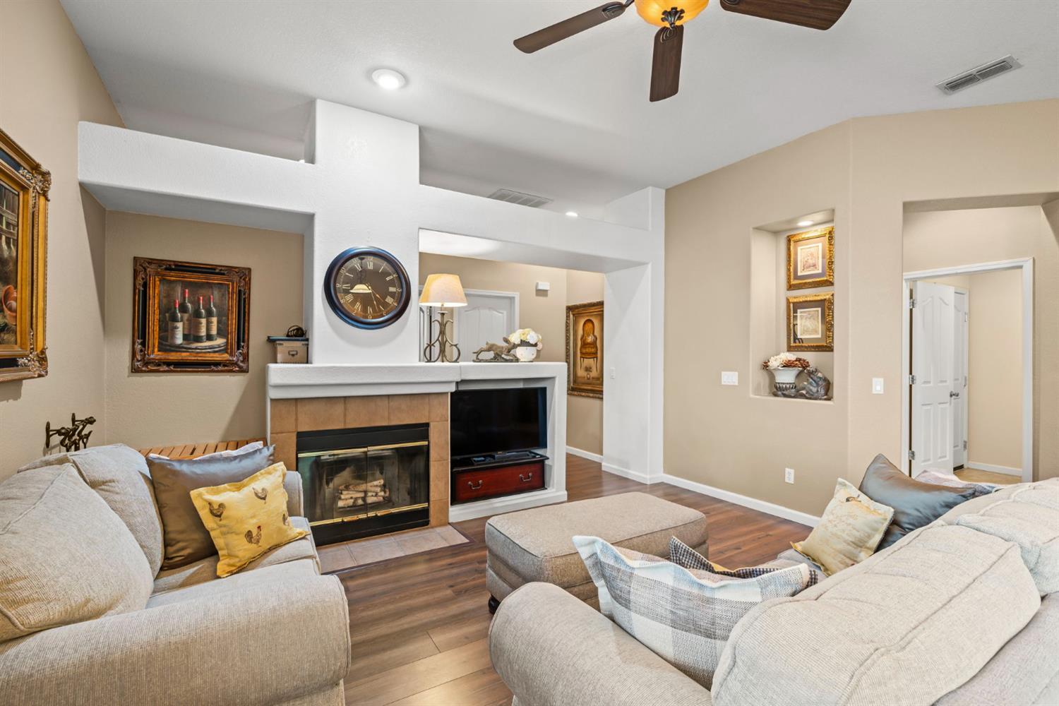 1792 Grouse Run Circle