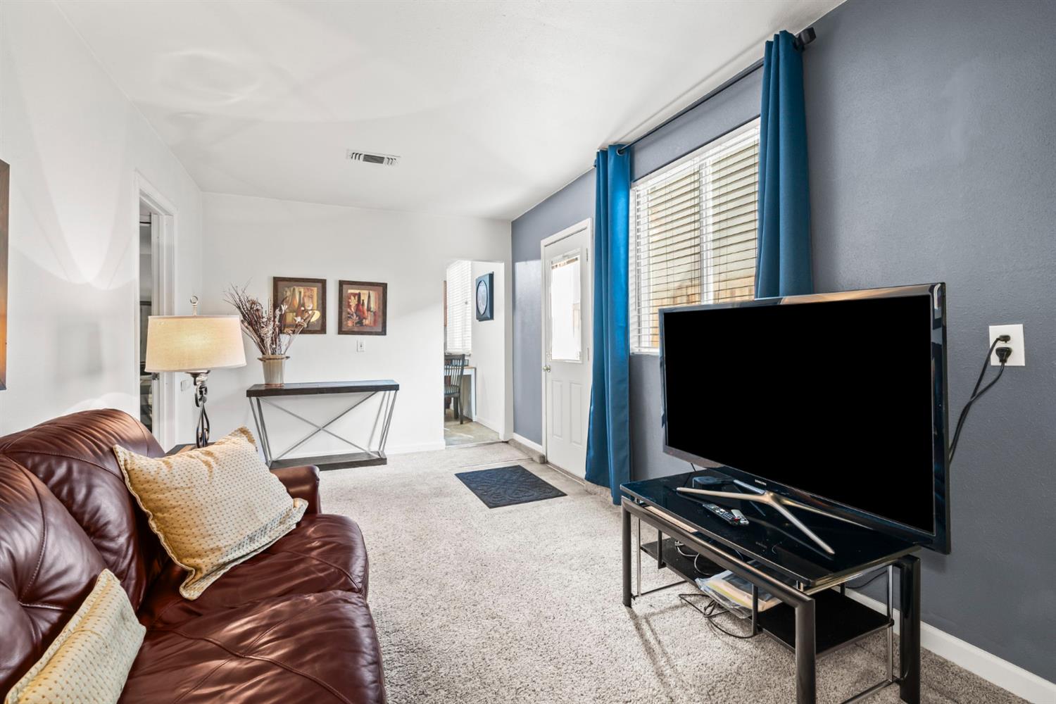 1792 Grouse Run Circle