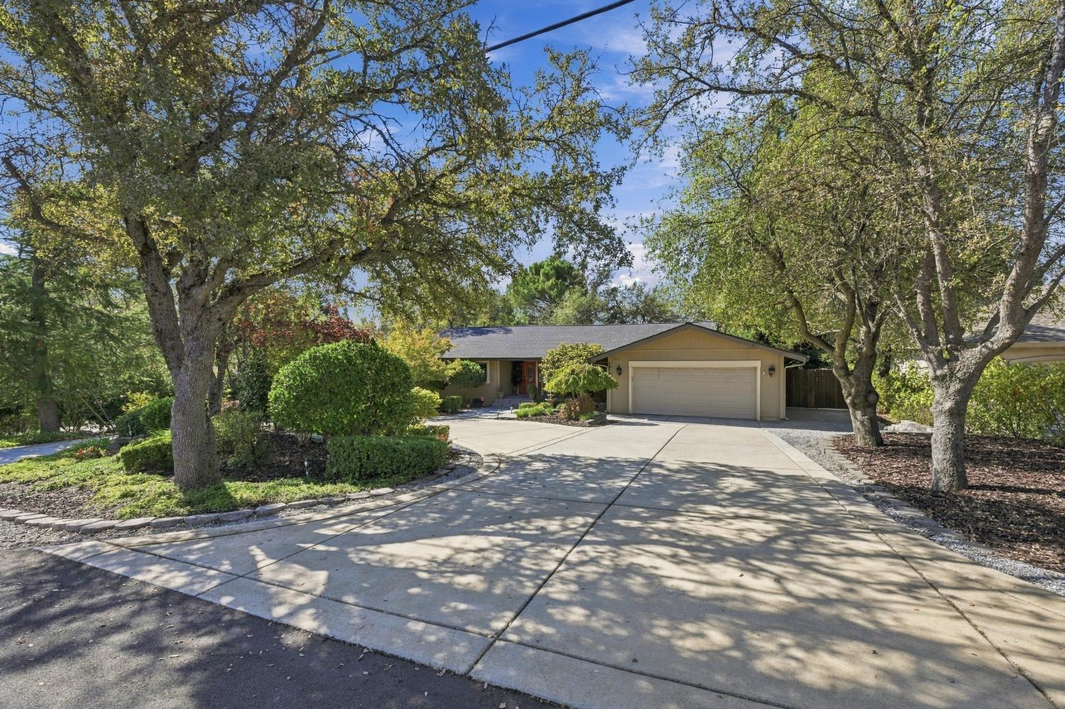 3570 Fairway Drive