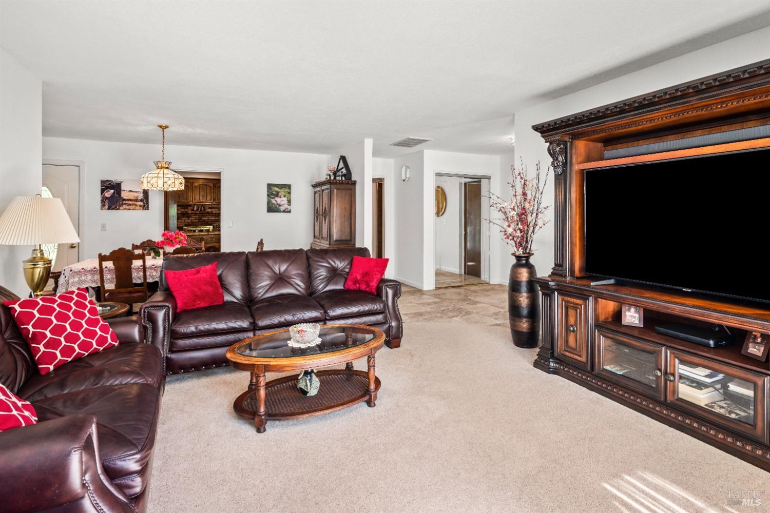 915 Parkgreen Drive