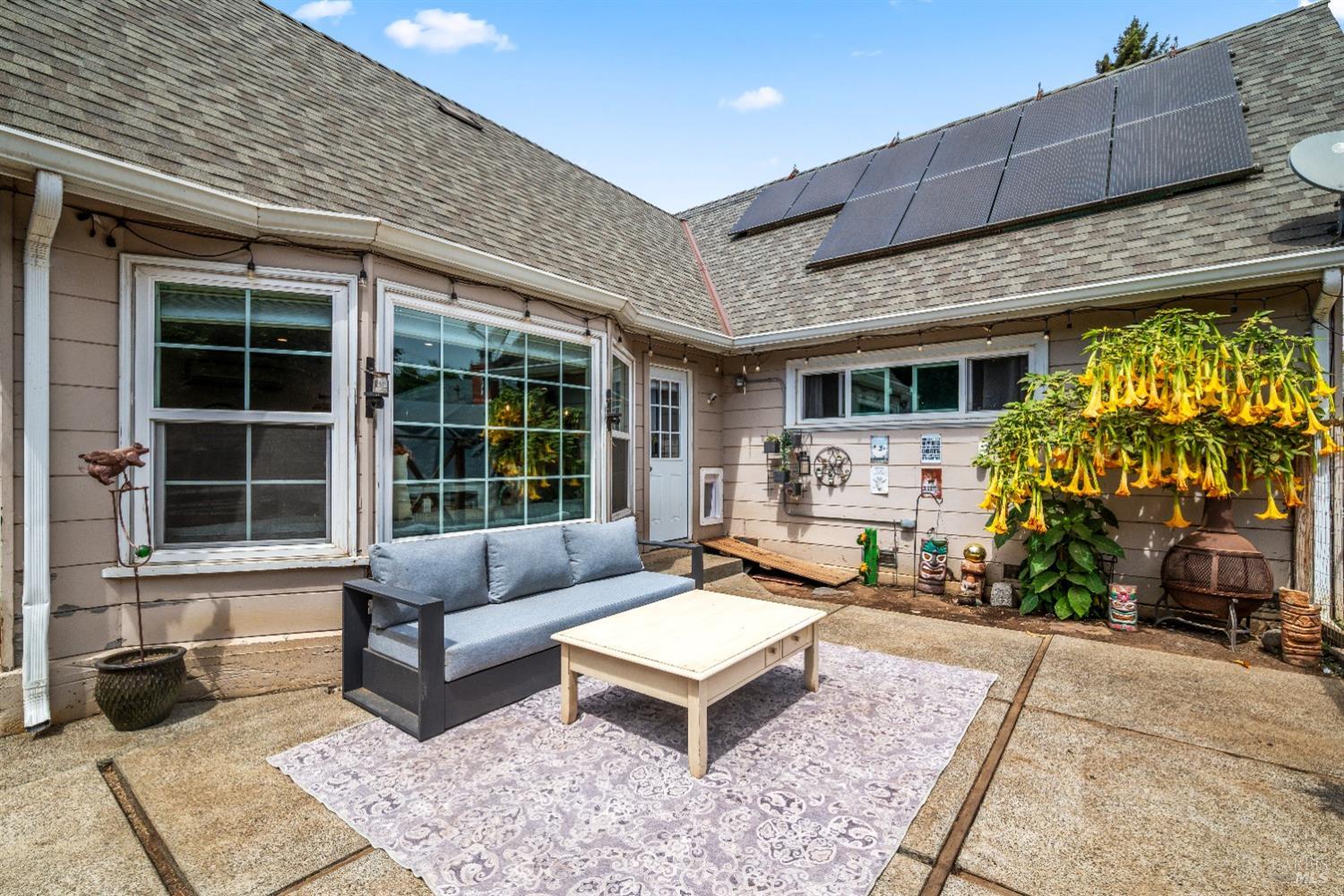 22 Del Mar Court