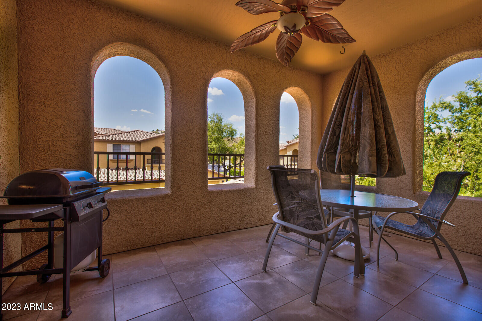10655 N 9TH Street Unit: 233