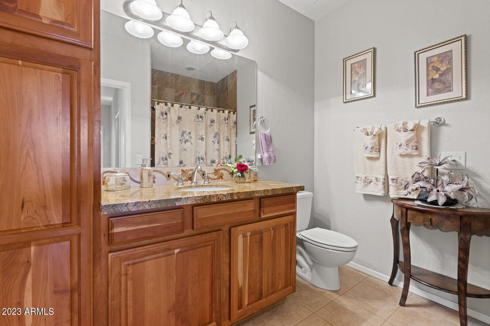 10655 N 9TH Street Unit: 233
