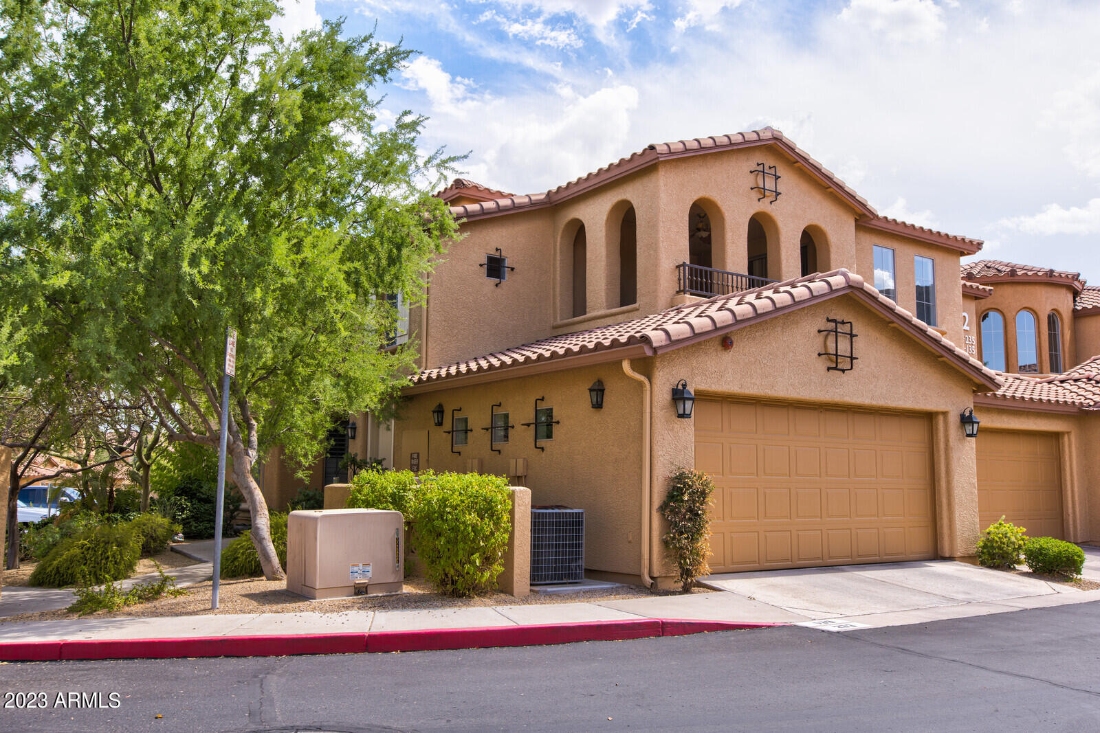10655 N 9TH Street Unit: 233