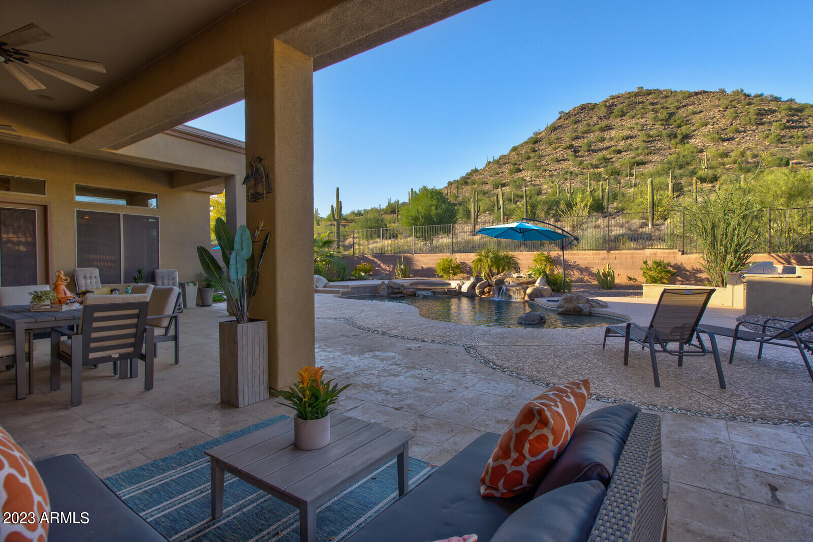 1536 W SILVER PINE Drive