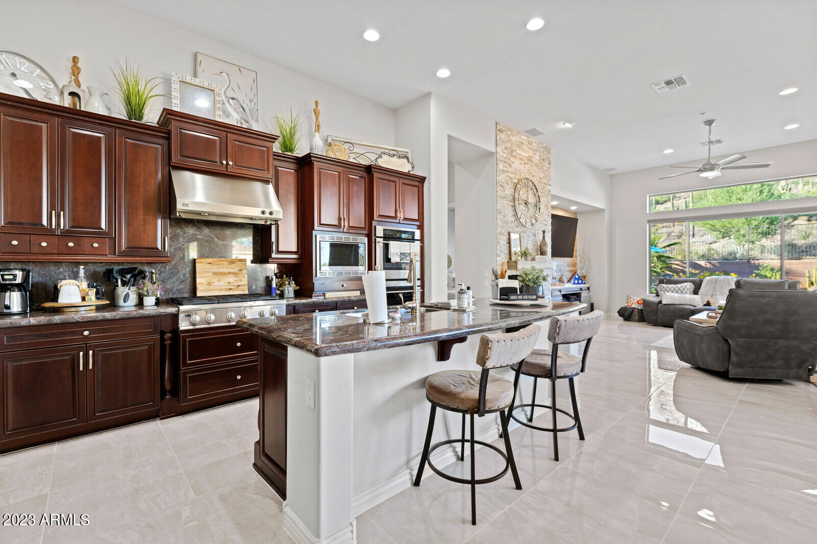 1536 W SILVER PINE Drive