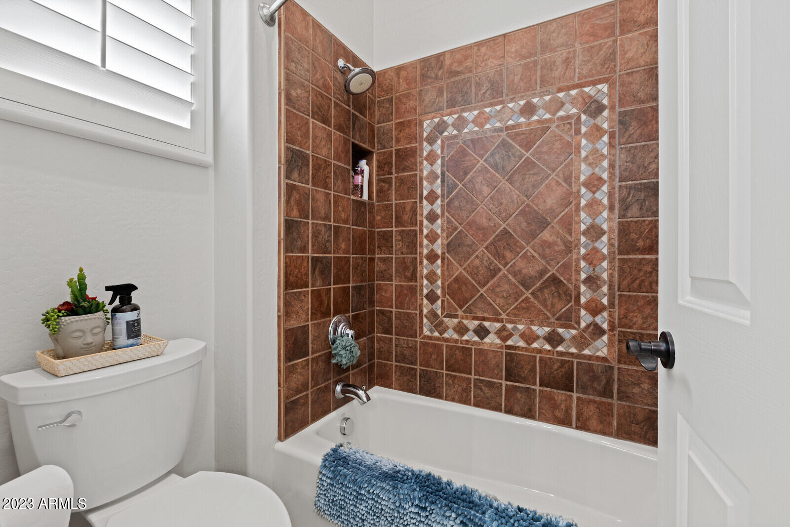 1536 W SILVER PINE Drive