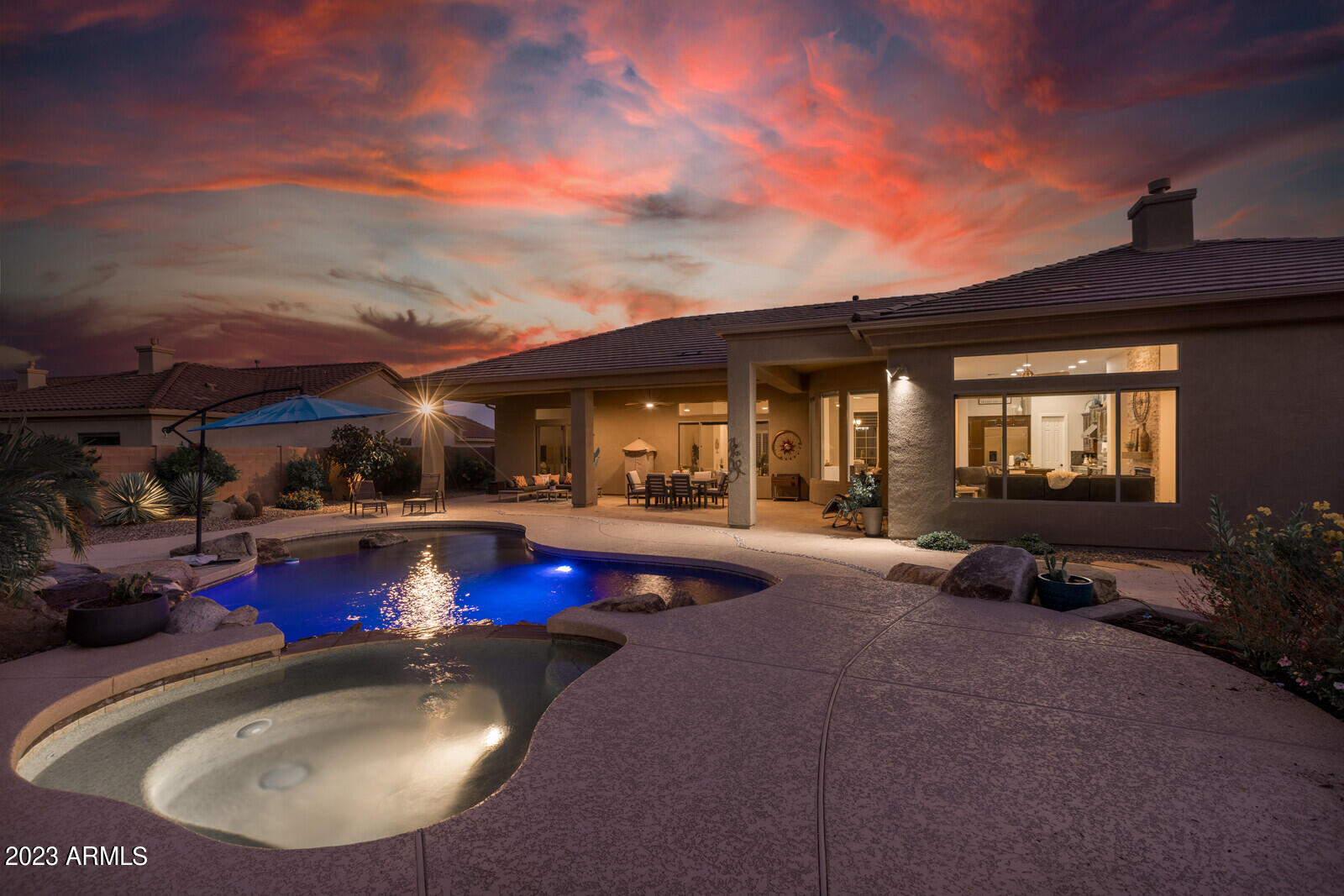 1536 W SILVER PINE Drive