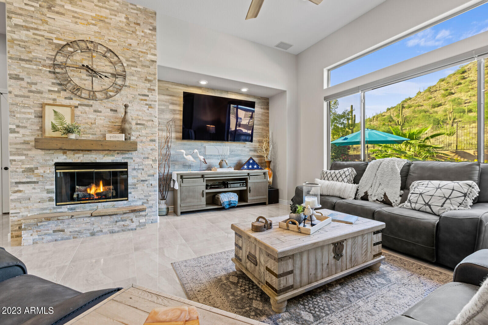 1536 W SILVER PINE Drive