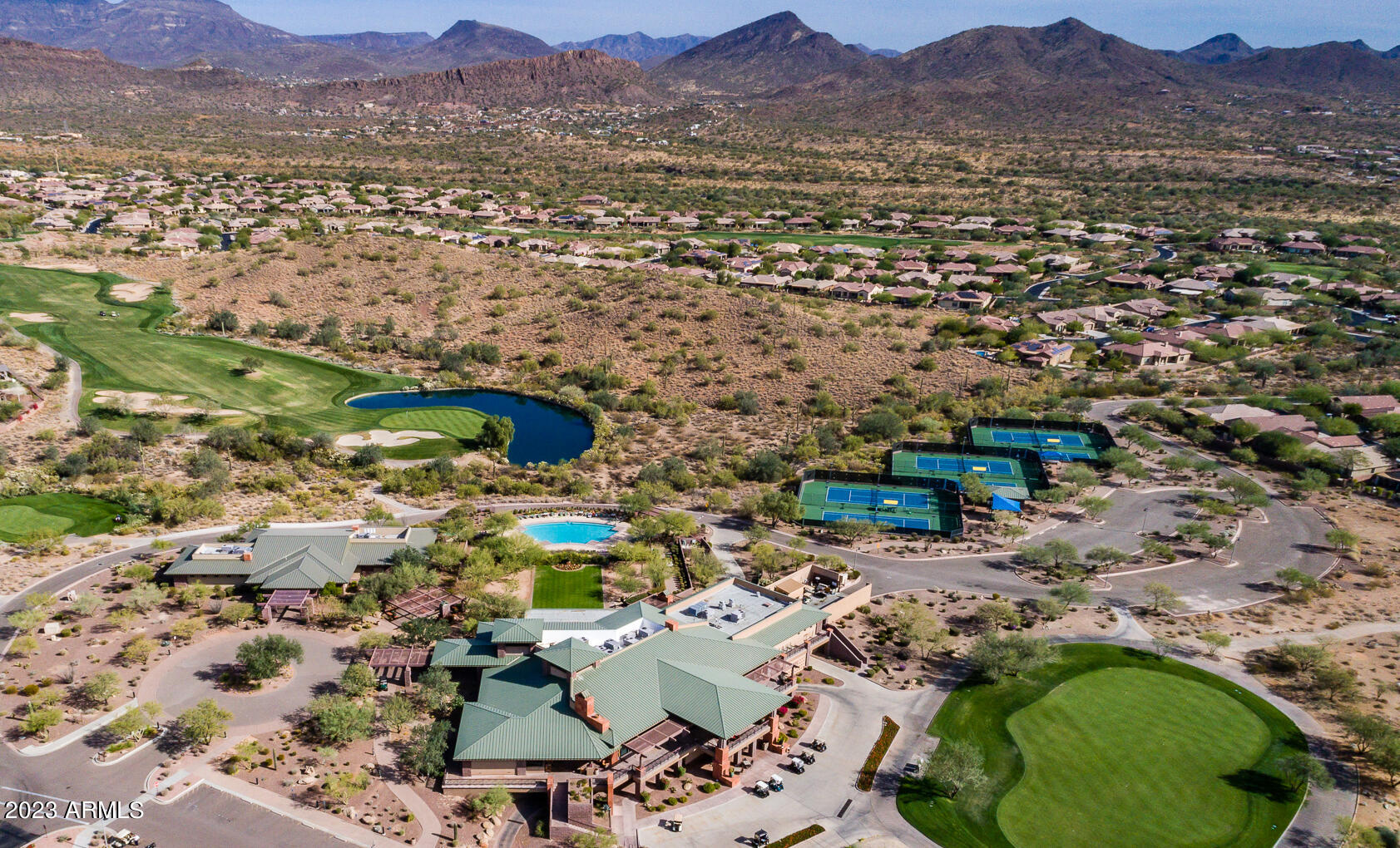 1536 W SILVER PINE Drive