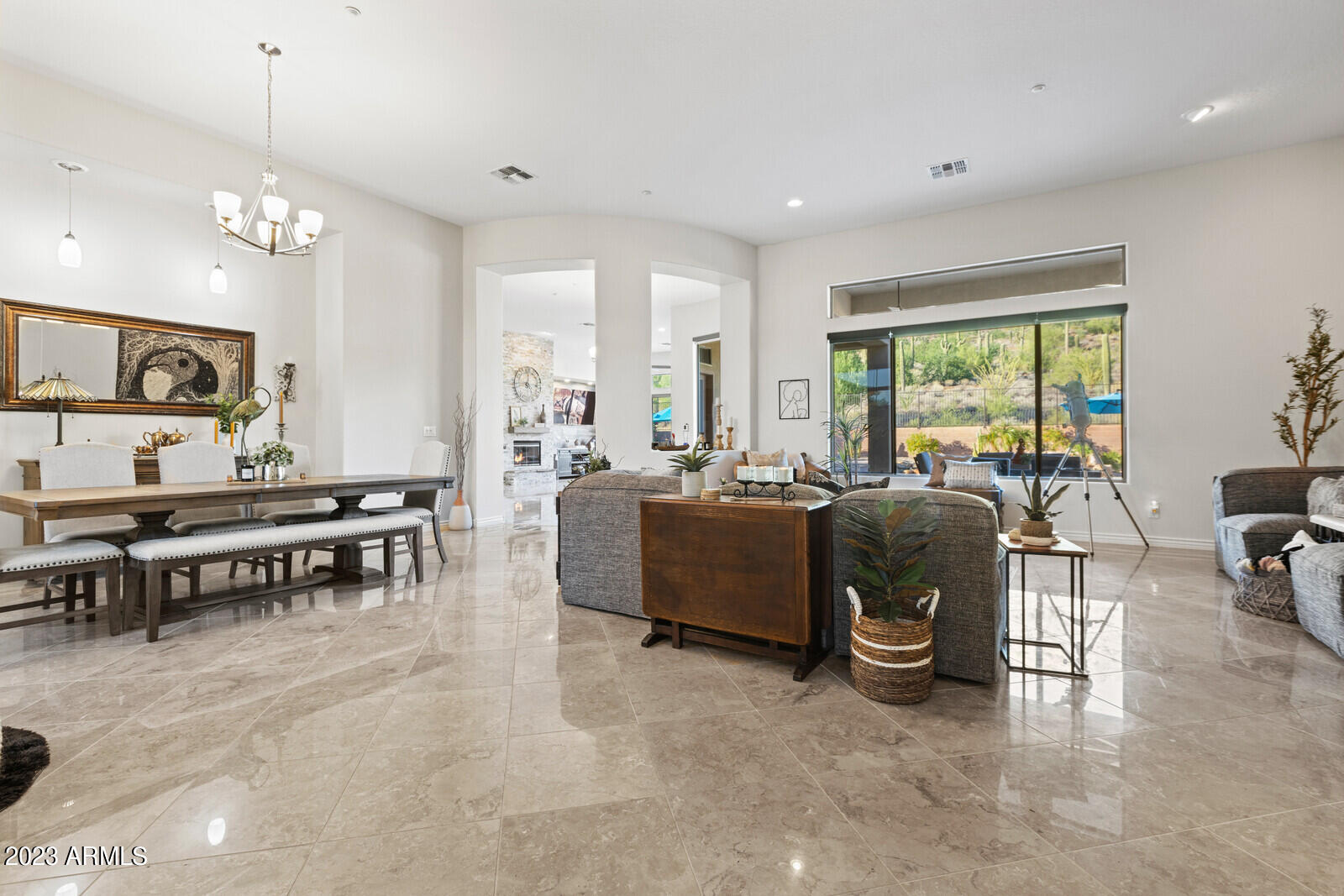 1536 W SILVER PINE Drive