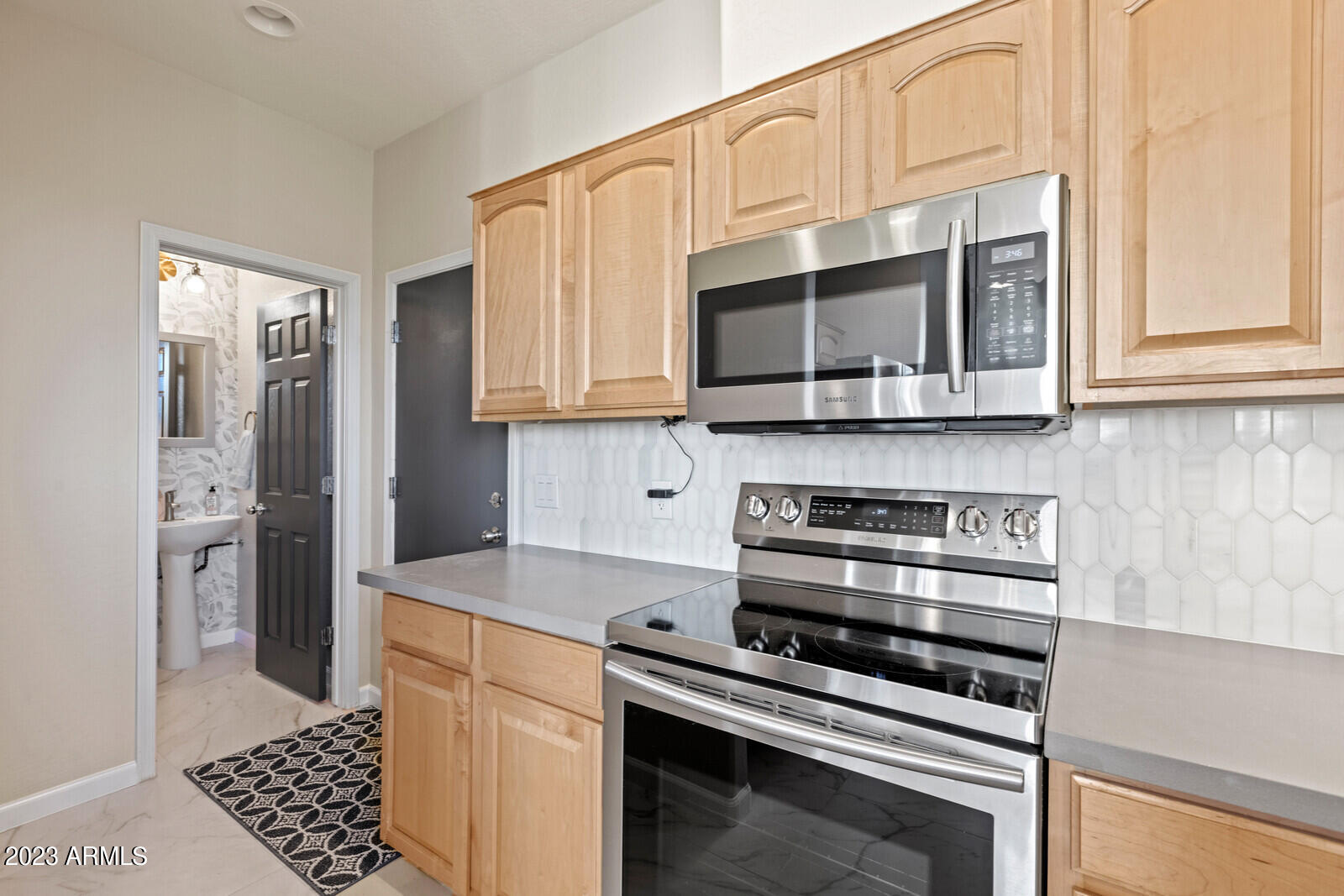 42424 N GAVILAN PEAK Parkway Unit: 23104