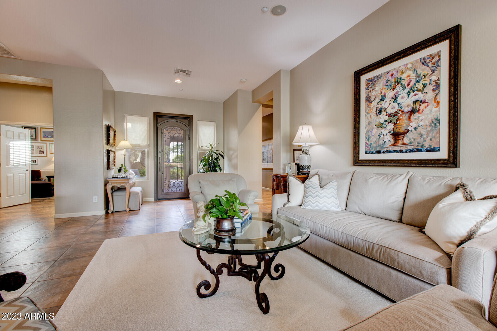 1842 W WEBSTER Court