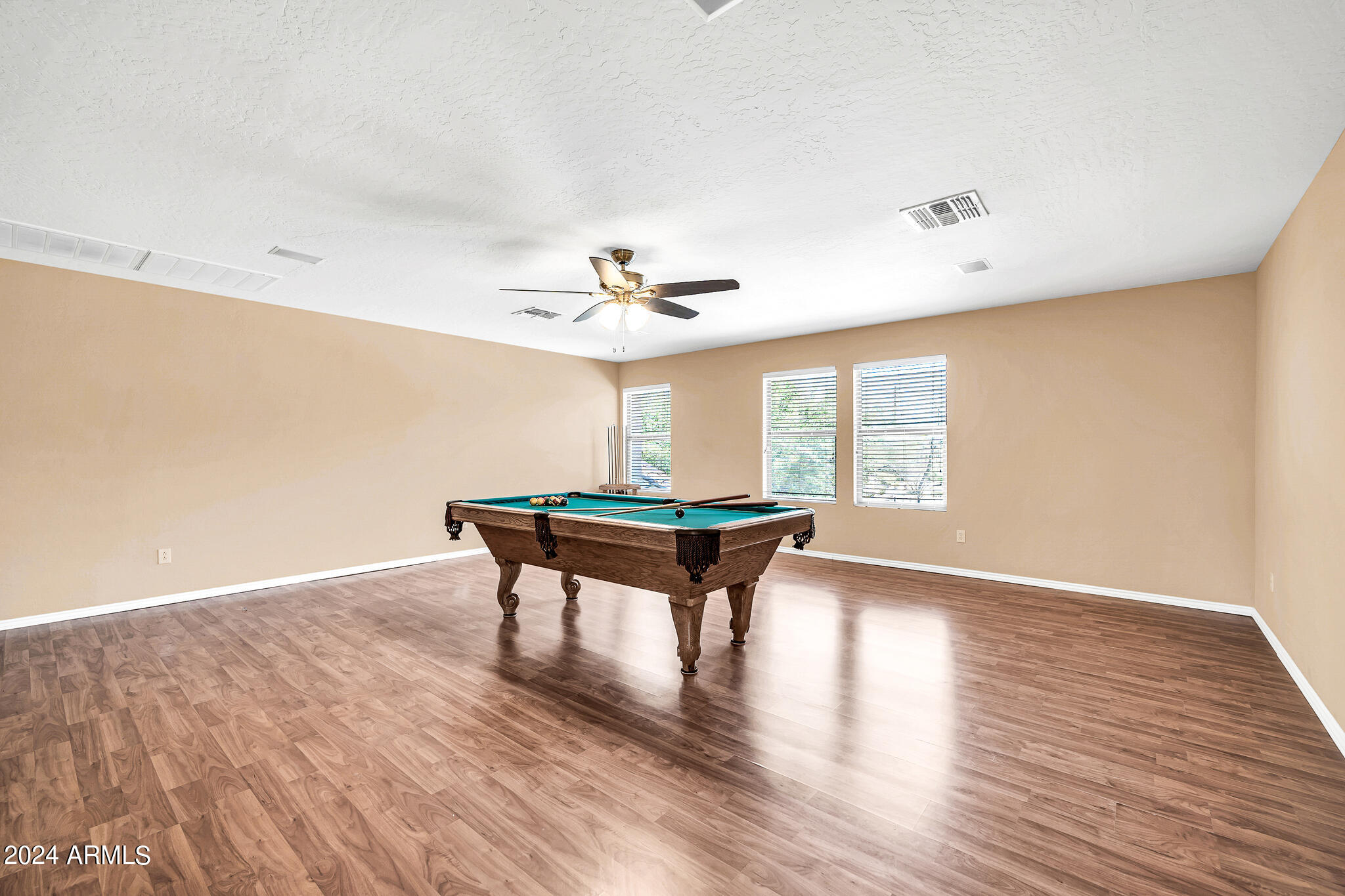 3426 W DESERT VISTA Trail