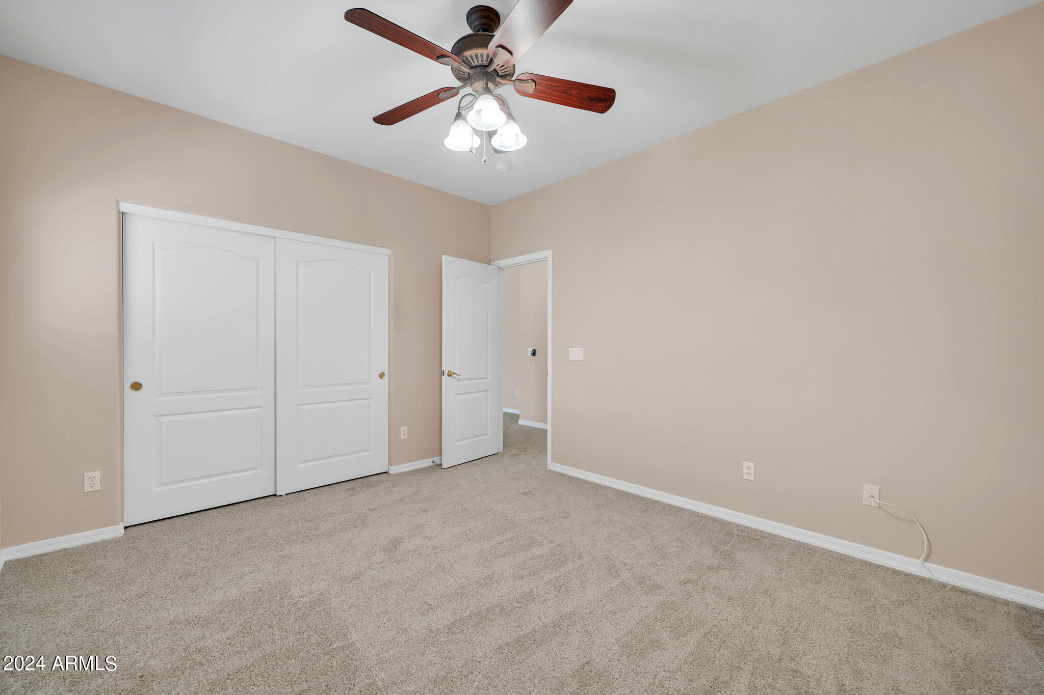 3426 W DESERT VISTA Trail