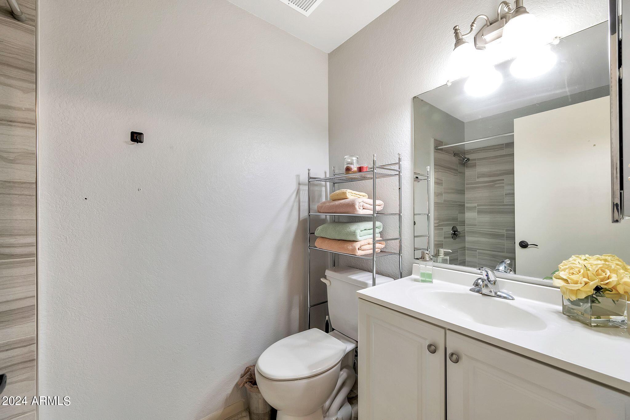 502 W TONOPAH Drive # 6