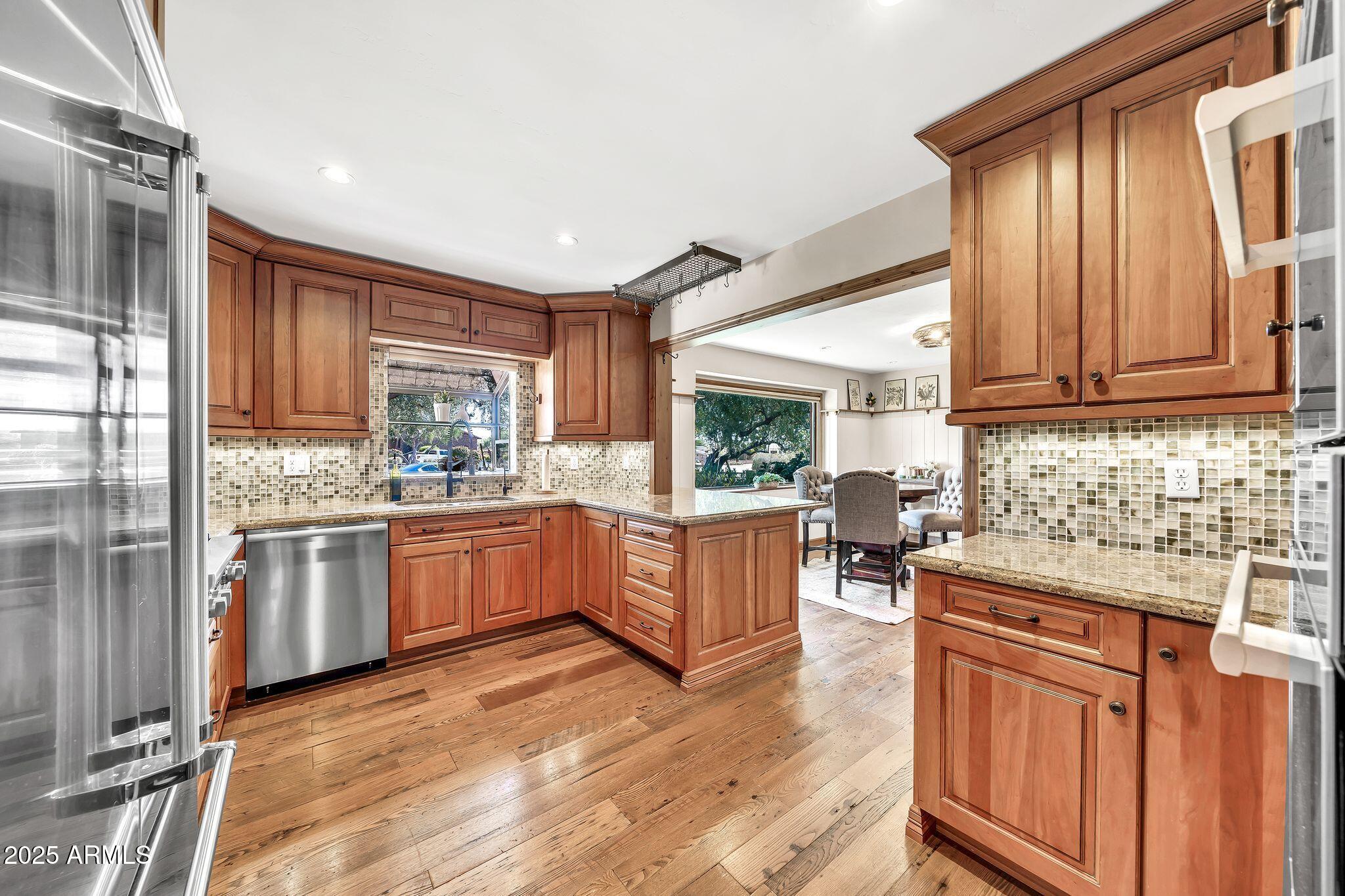 4022 E STANFORD Drive