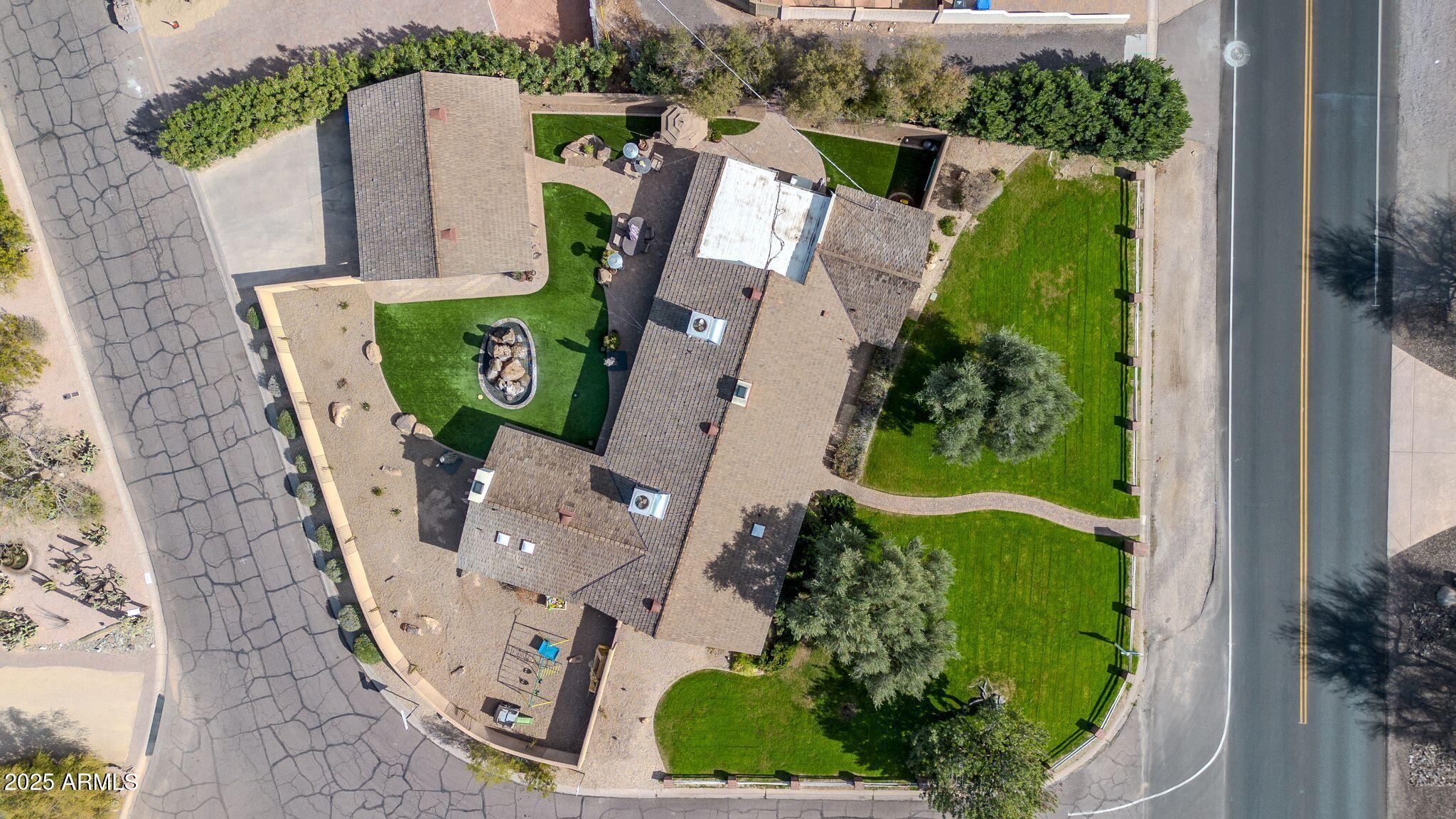 4022 E STANFORD Drive